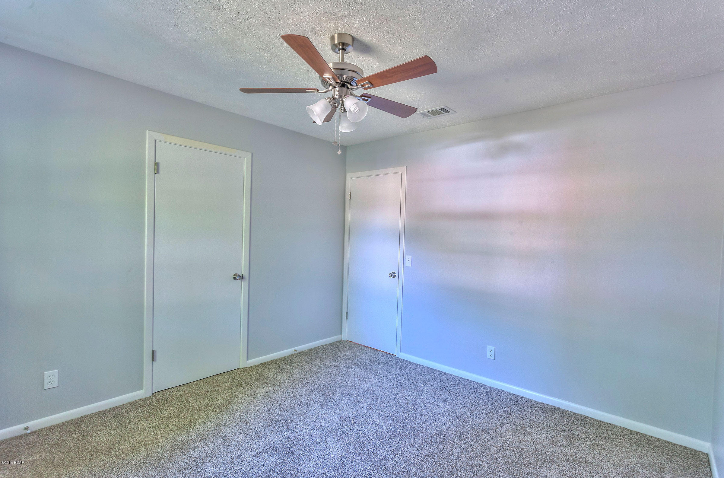 Towne & Country Lake Estates - Residential