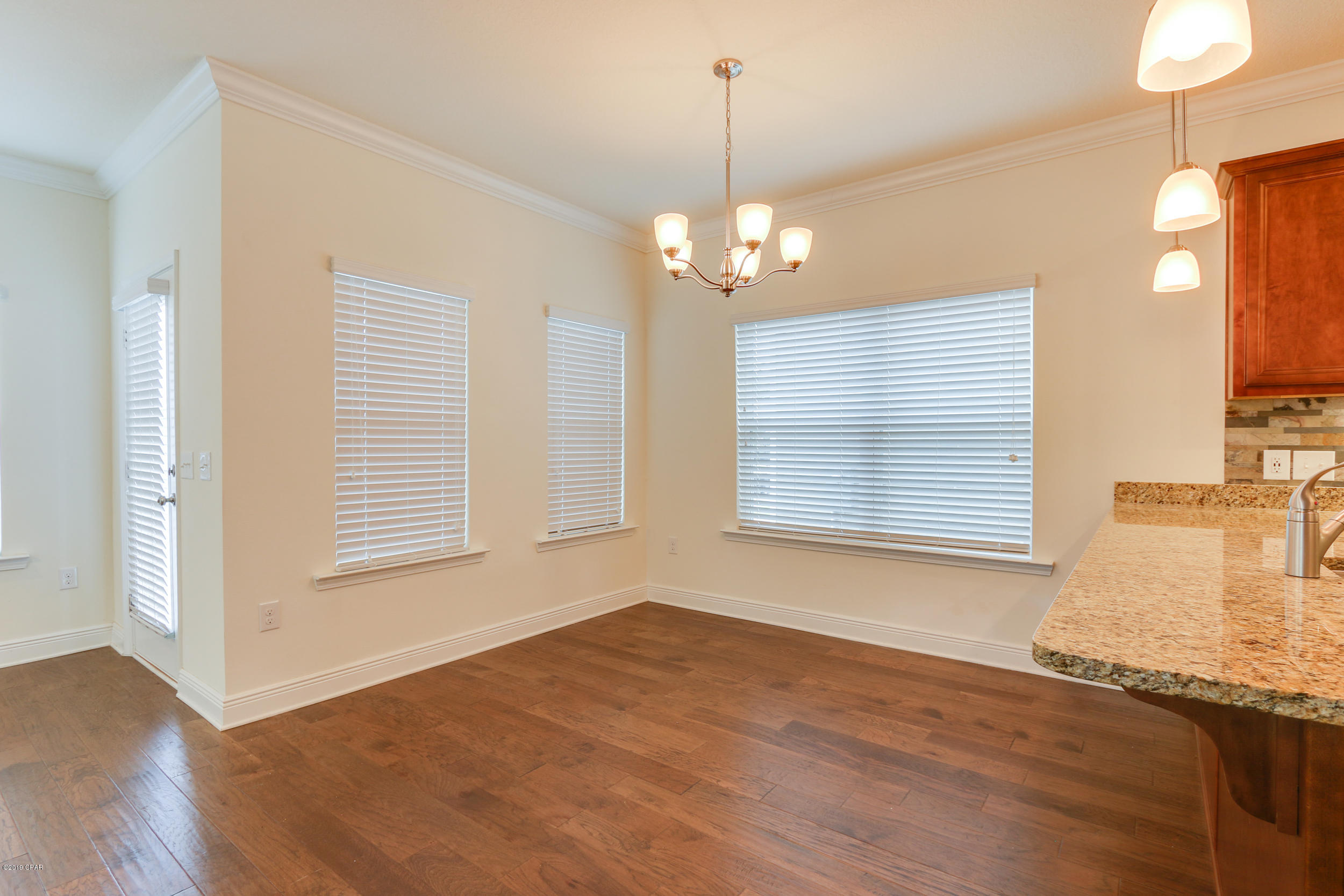 Magnolia Bay Club - Residential