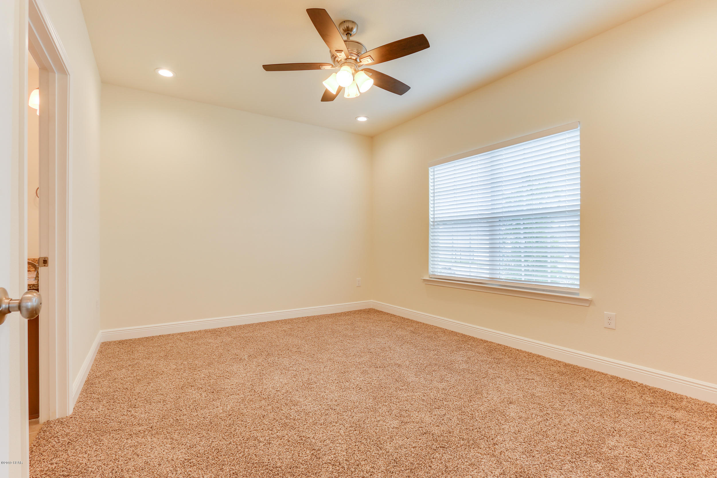 Magnolia Bay Club - Residential