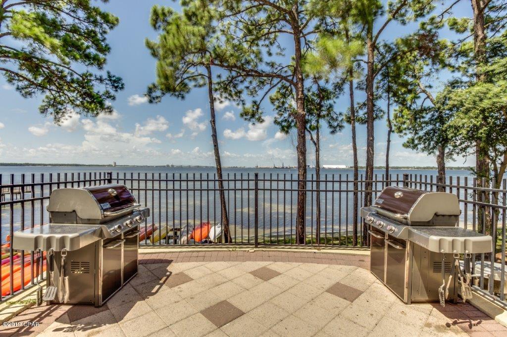 Magnolia Bay Club - Residential