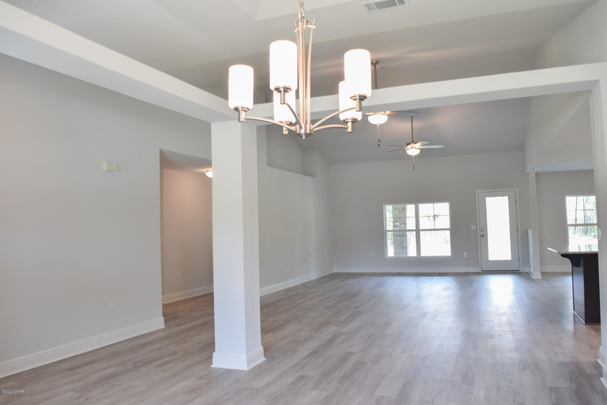 Lake Merial - Residential