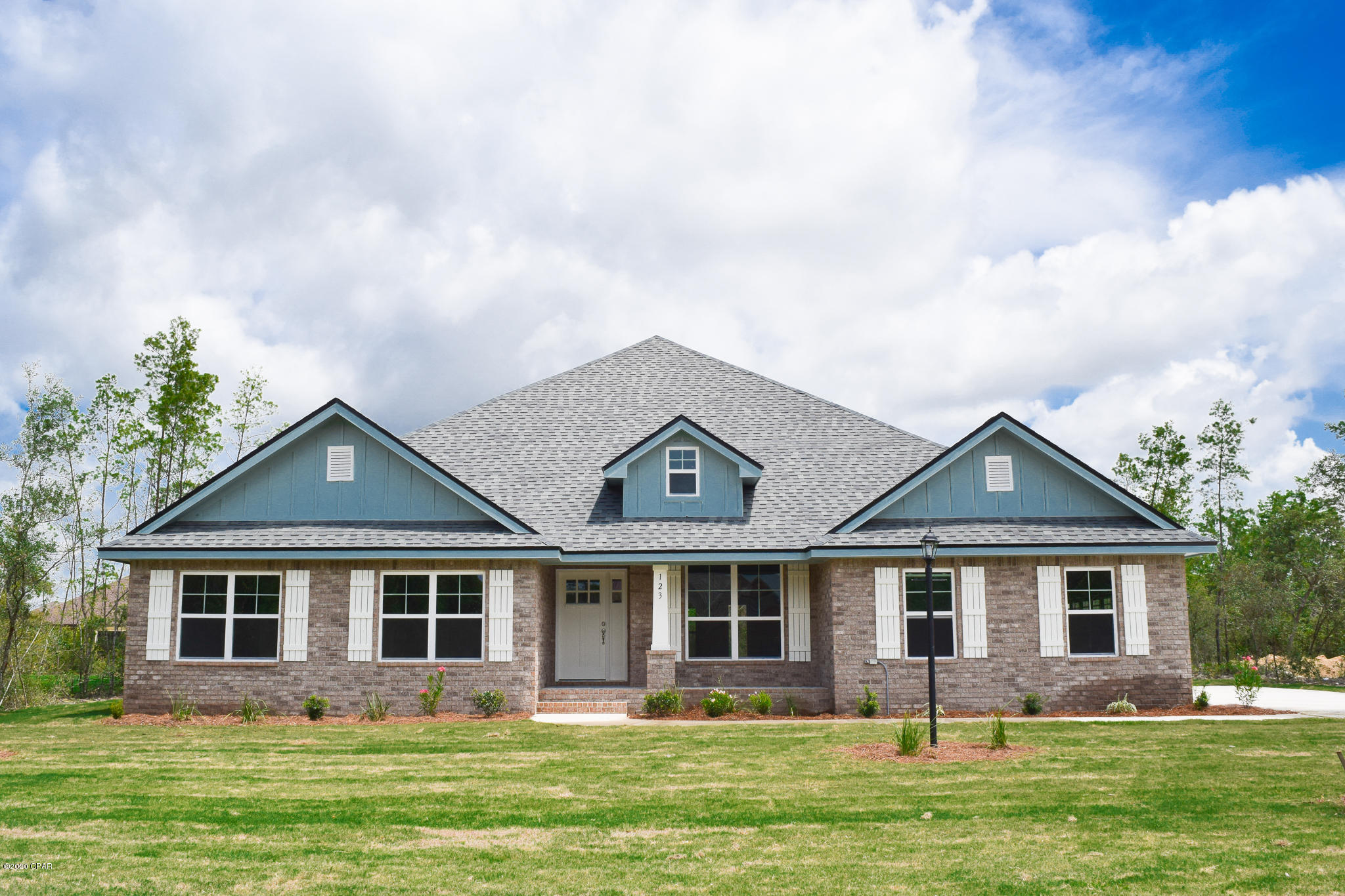 Lake Merial - Residential