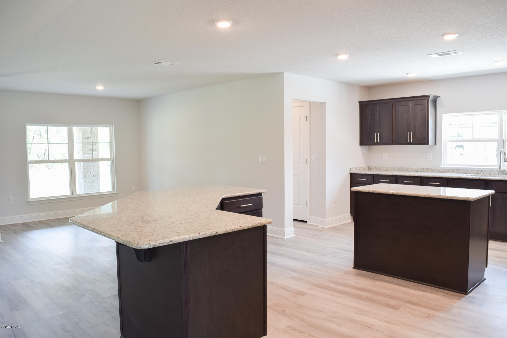 Lake Merial - Residential