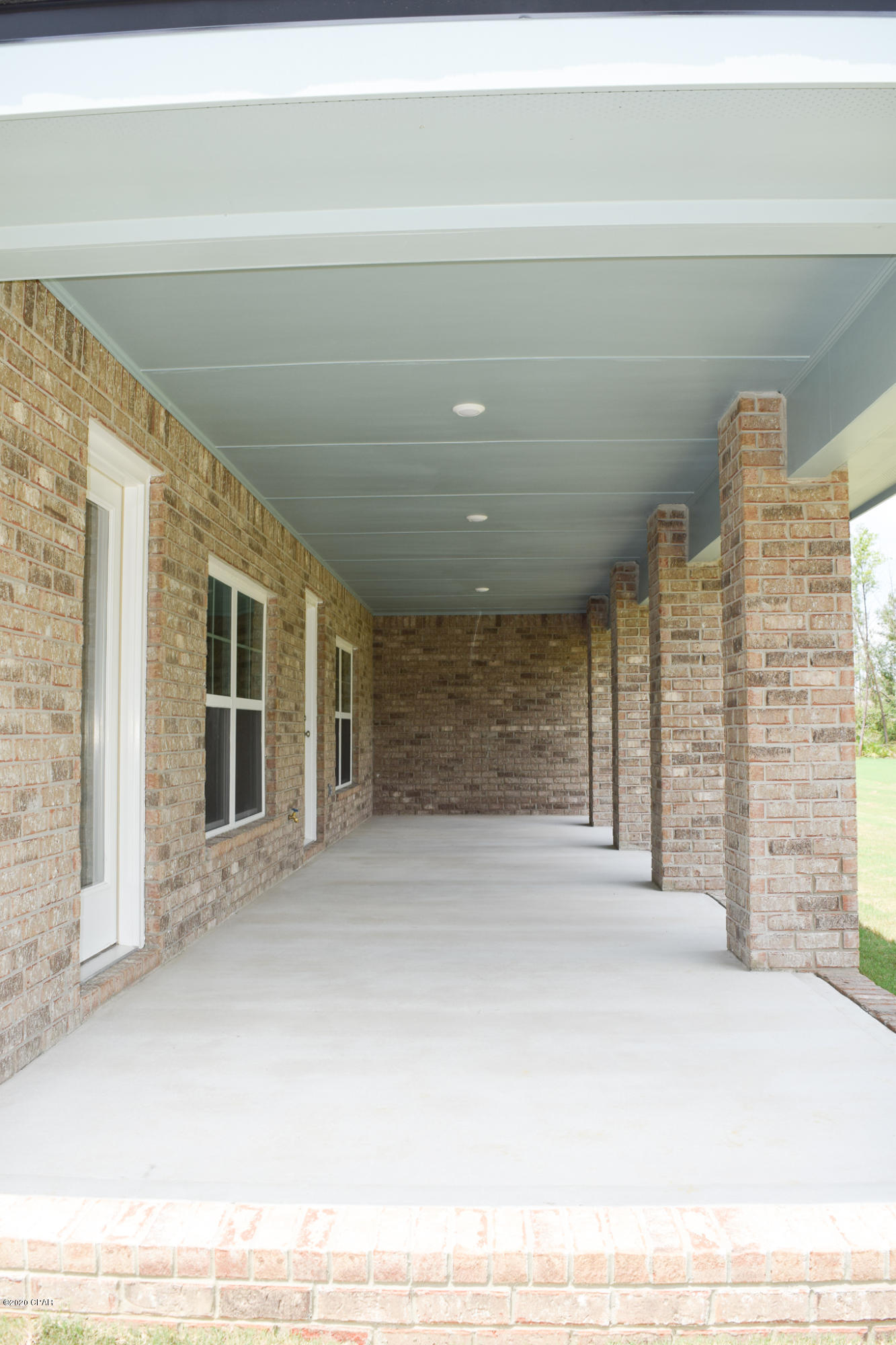 Lake Merial - Residential