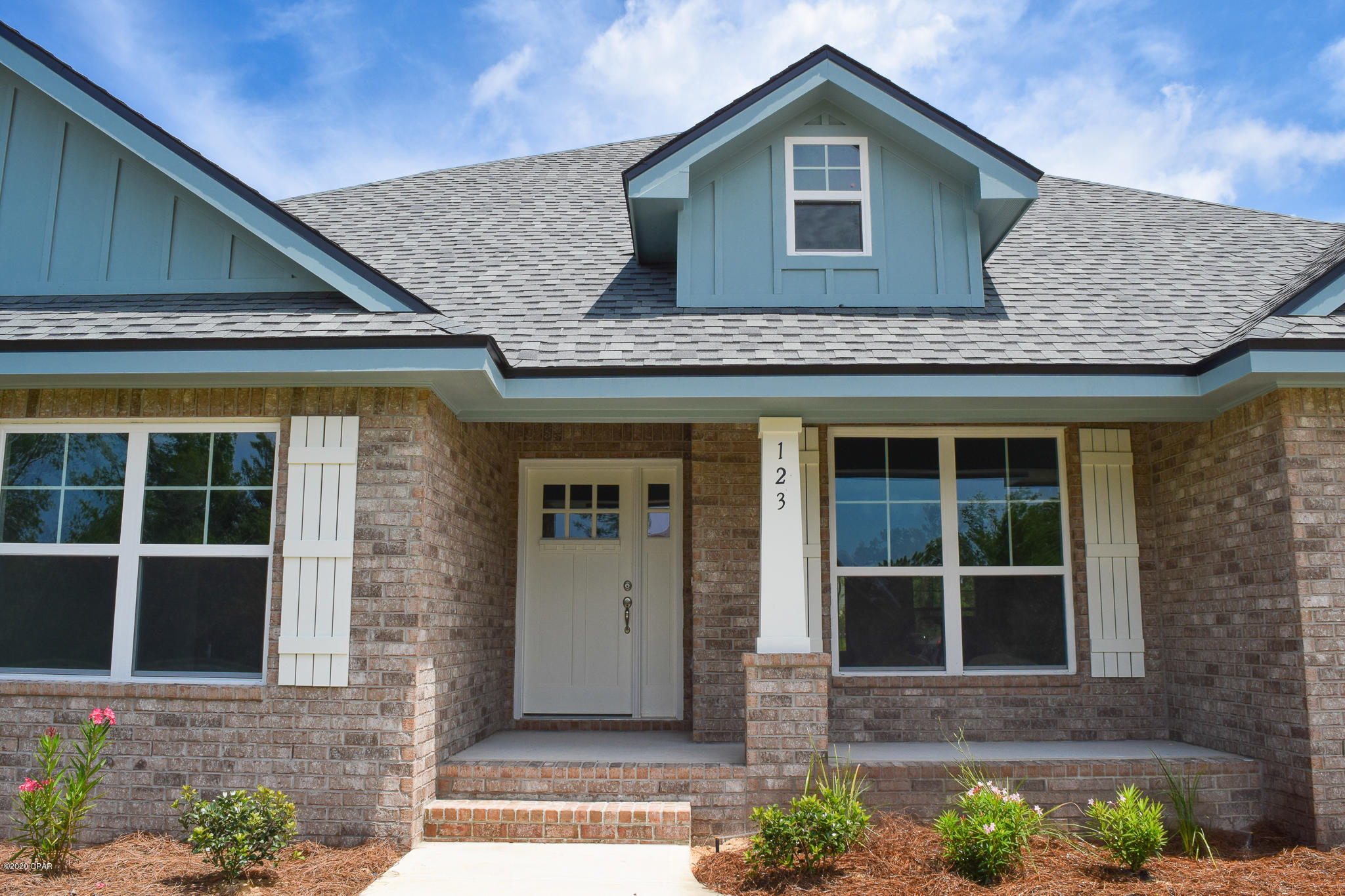 Lake Merial - Residential