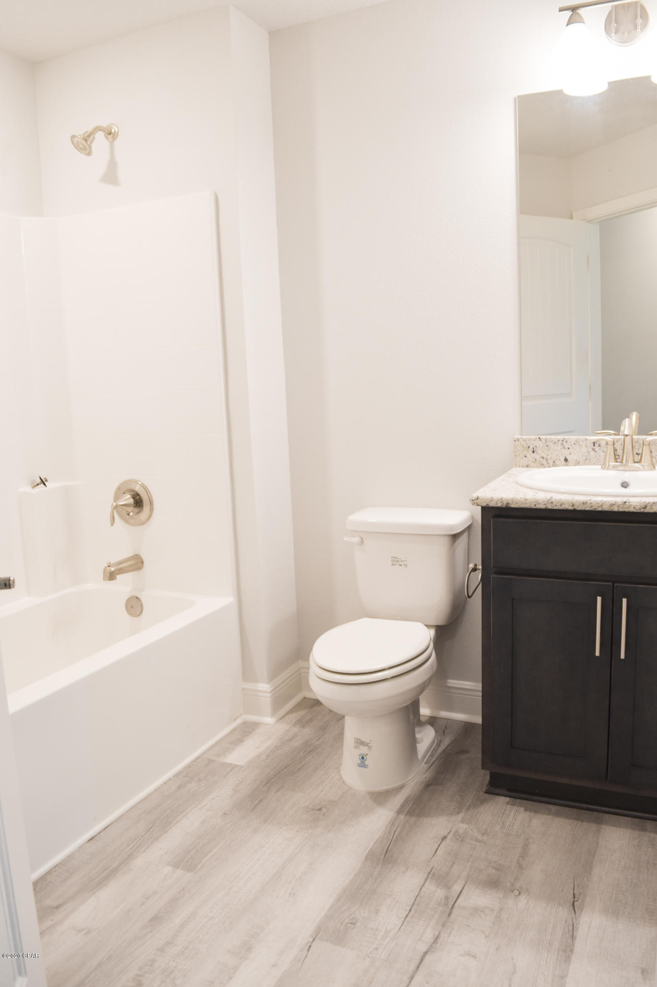 Lake Merial - Residential