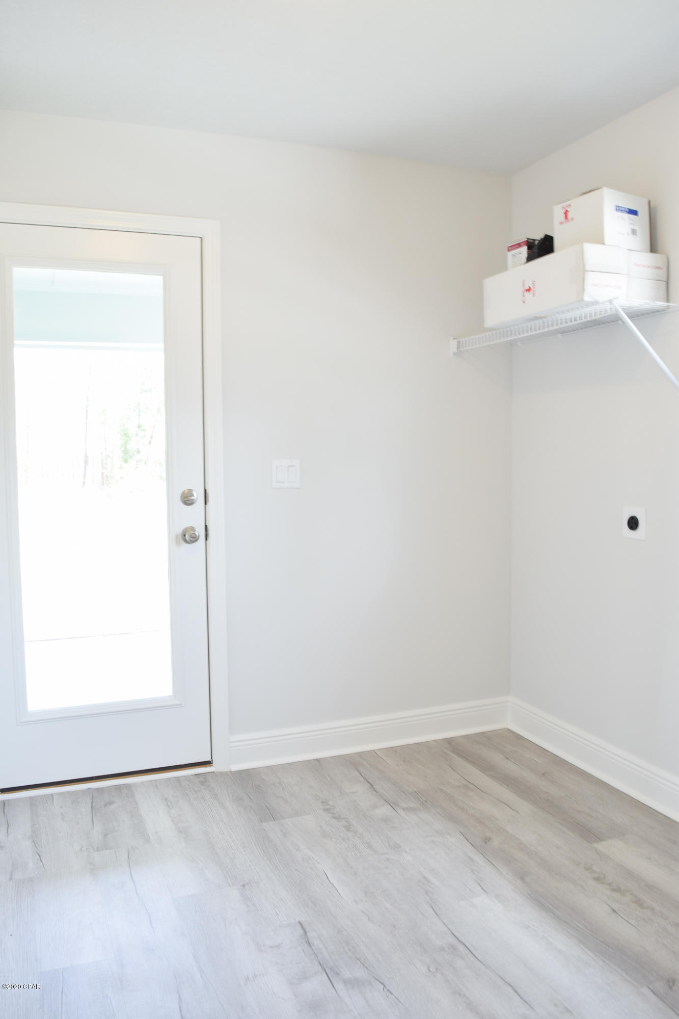 Lake Merial - Residential