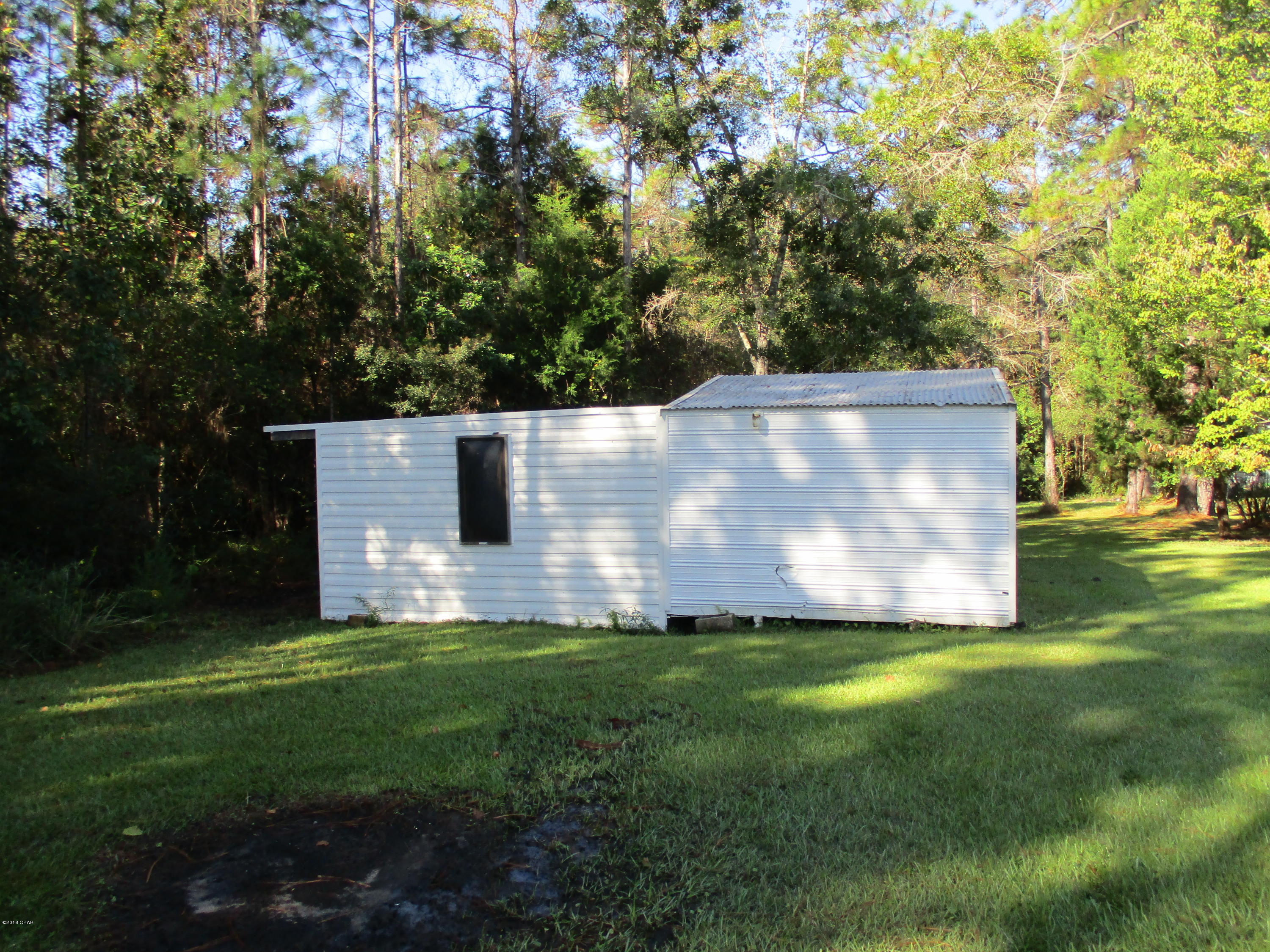 Country Lake Est - Land