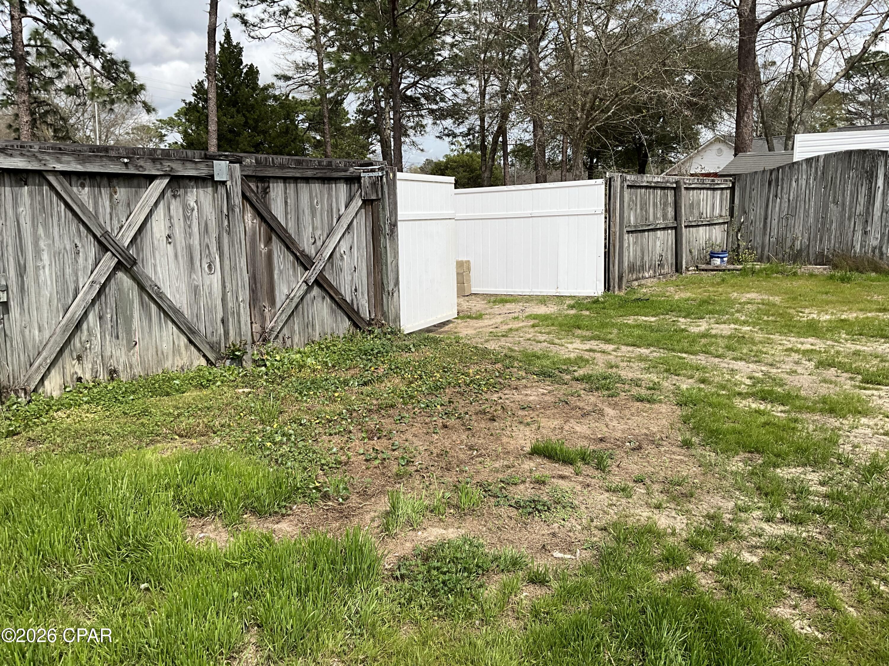 Ten Lakes Estates - Residential