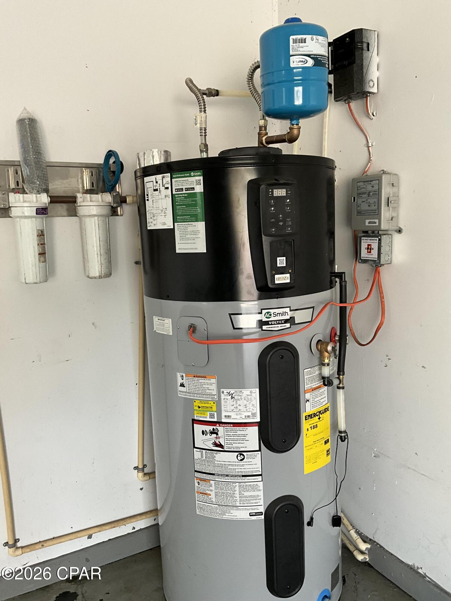 Ten Lakes Estates - Residential