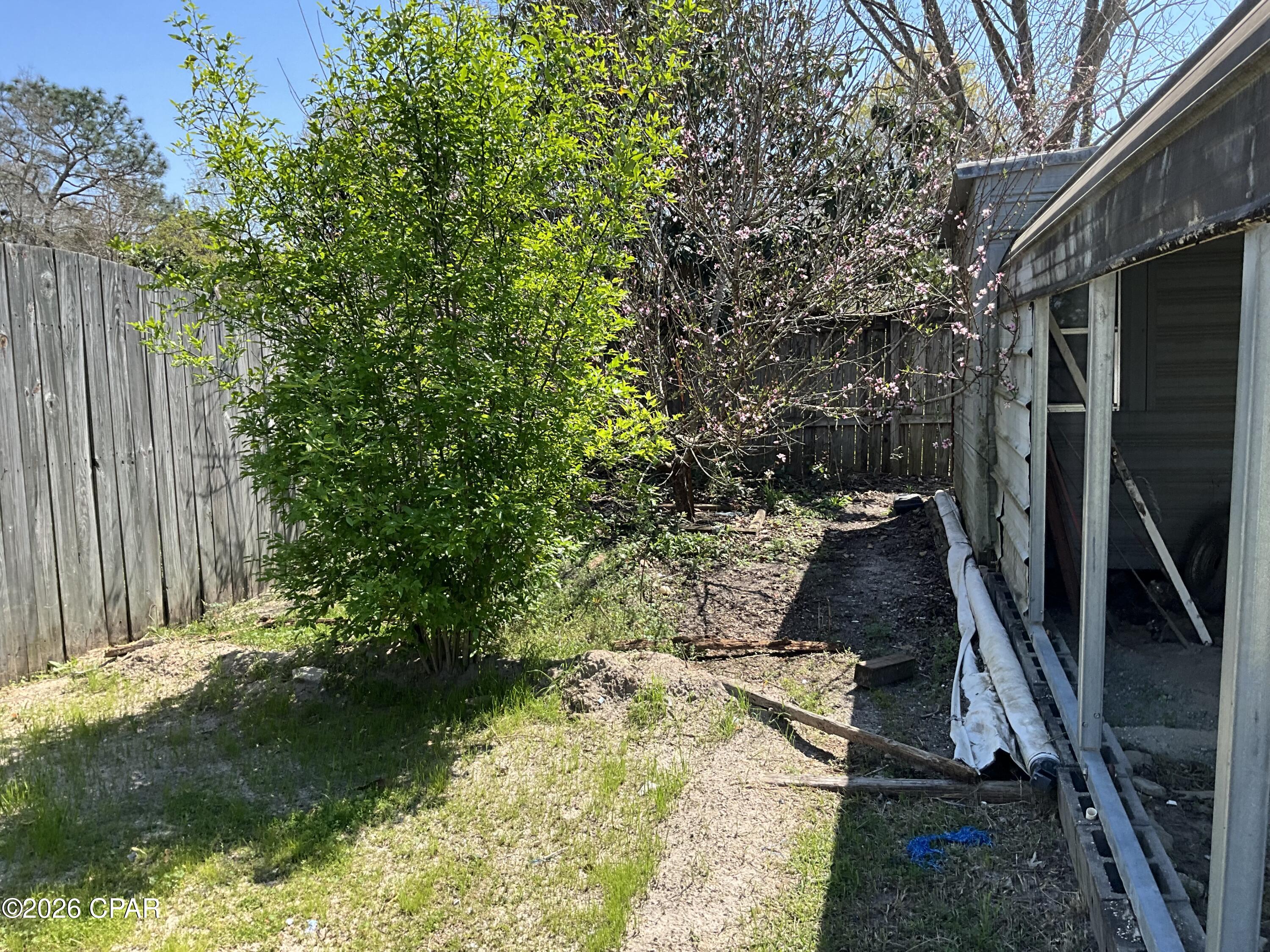 Ten Lakes Estates - Residential