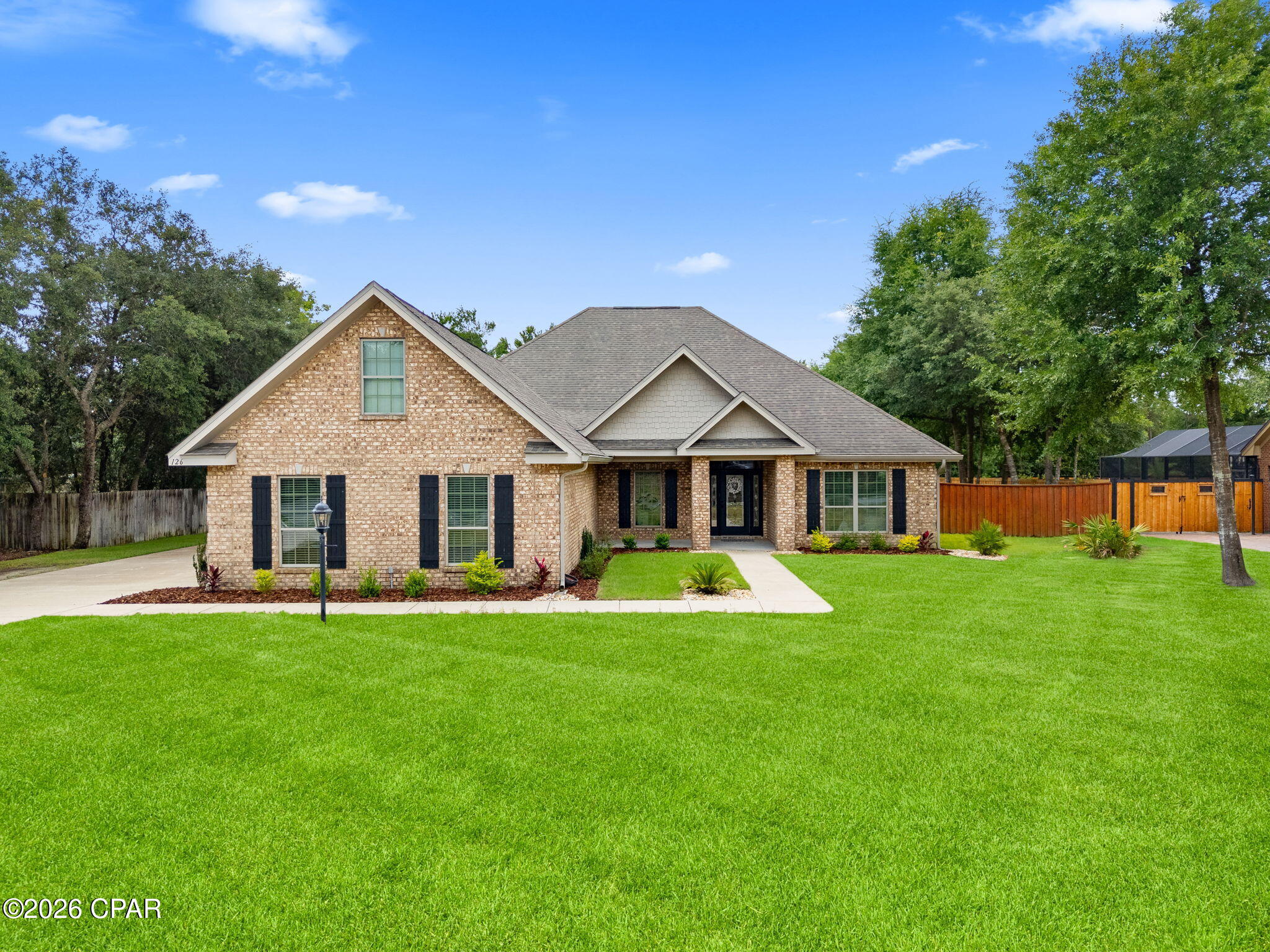 Lake Merial - Residential