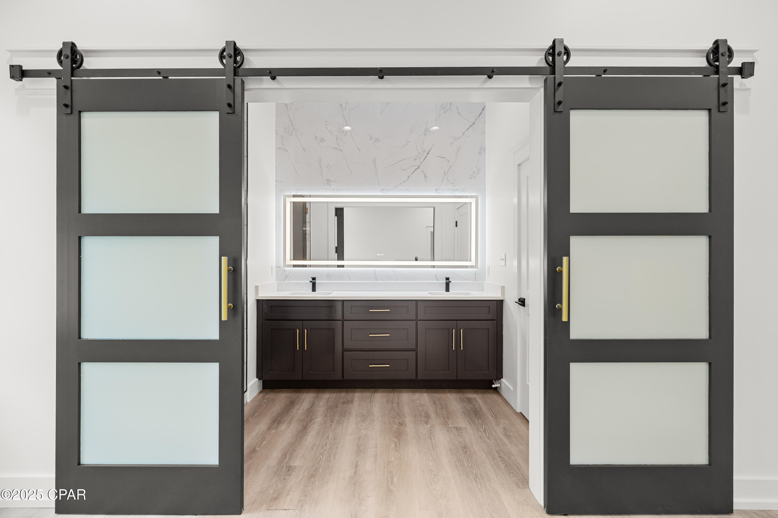 Paradise Grove - Residential