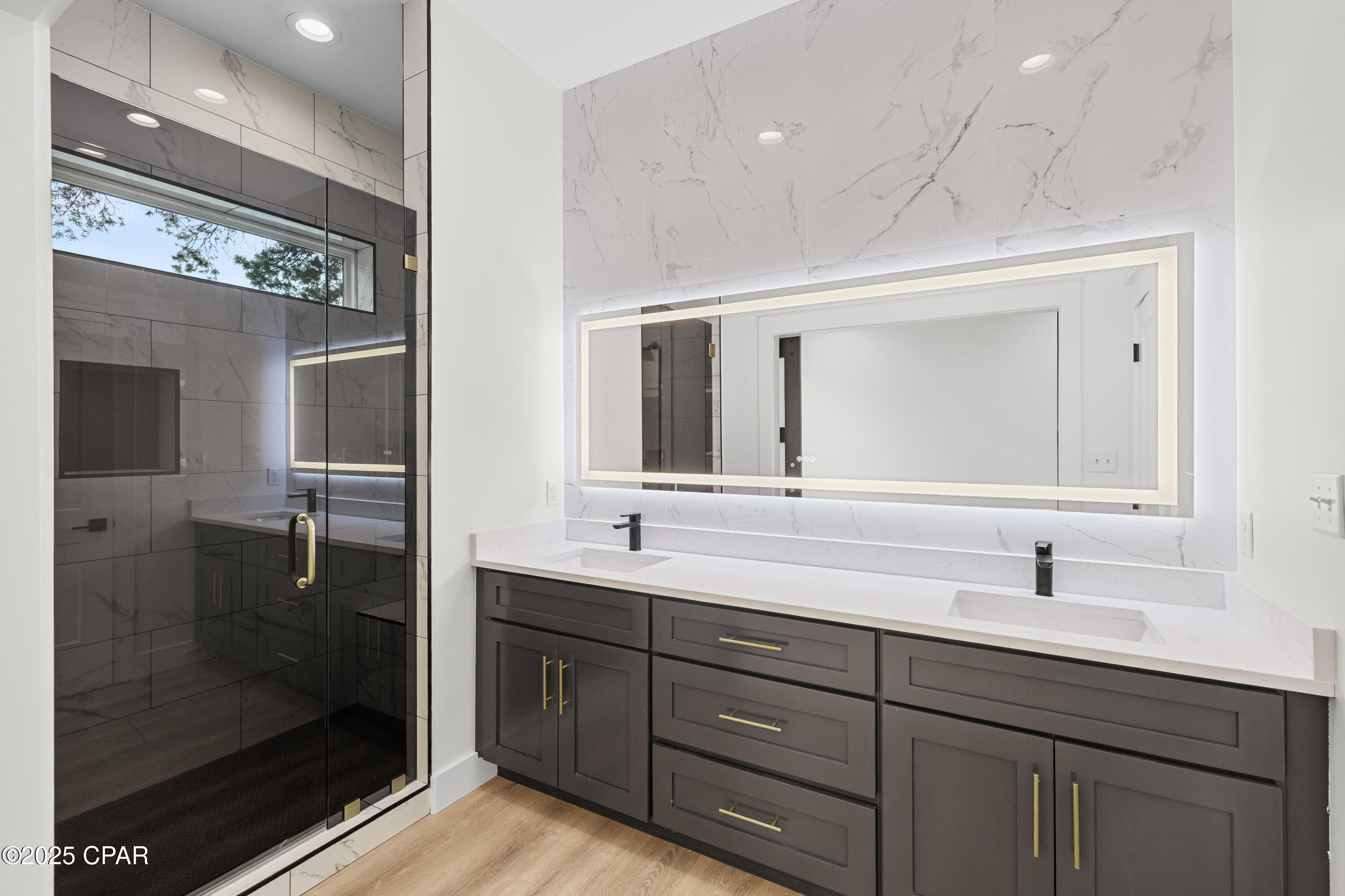 Paradise Grove - Residential