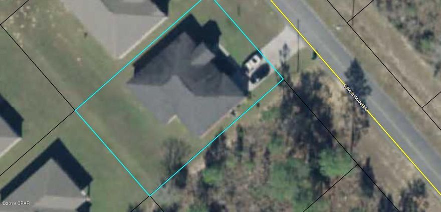 Spacious 4 bedroom 3 bath home in the Sunny Hills community. Very open floor plan. Two car garage.