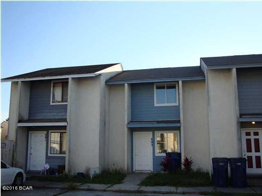 2/1.5 Townhome in Venetian Villa. All property sizes and ages are approximate, please measure and/or verify if important. 

School assignments are subject to change, please check with Bay County for most accurate information.

Deposit is the same as the rent.

Pets NOT Allowed!