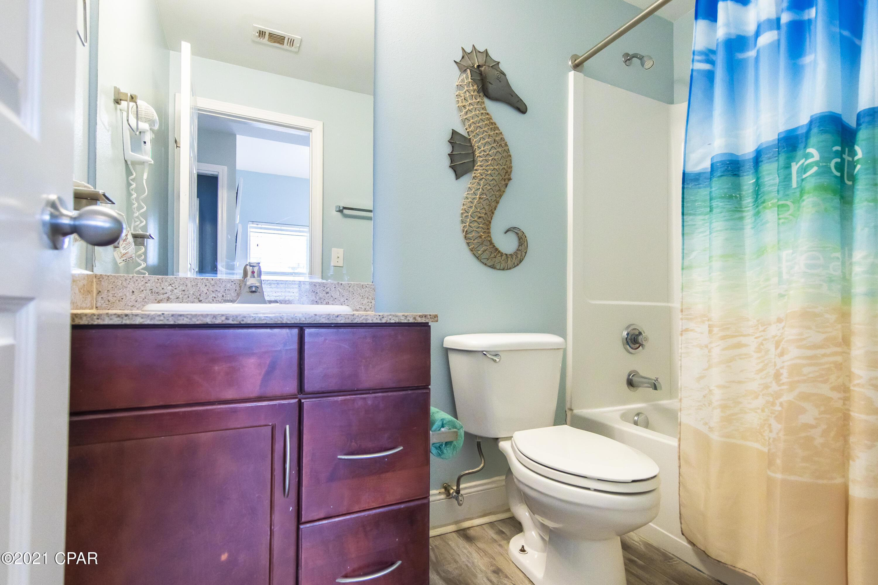 Laketown Wharf - Residential