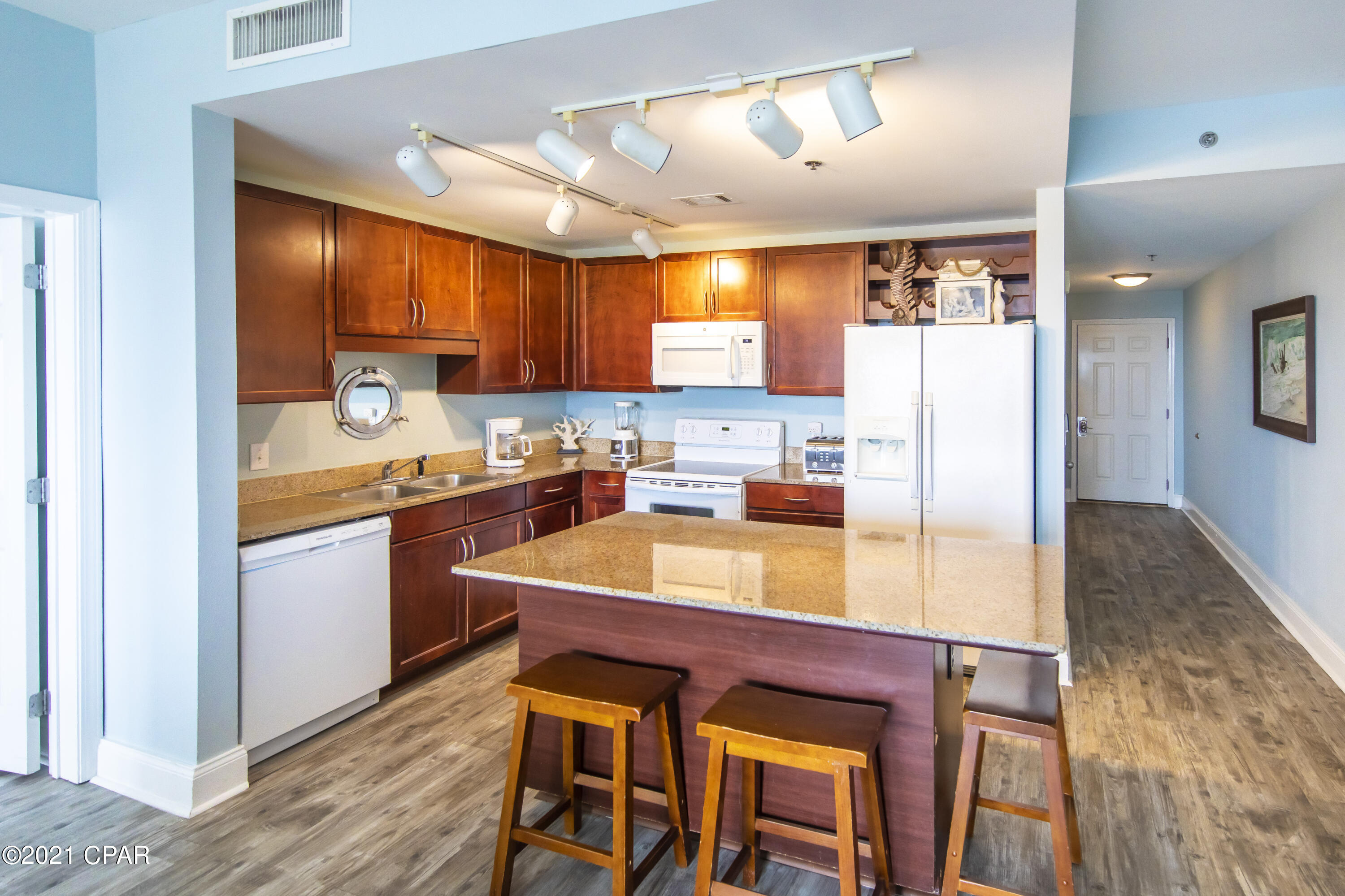 Laketown Wharf - Residential