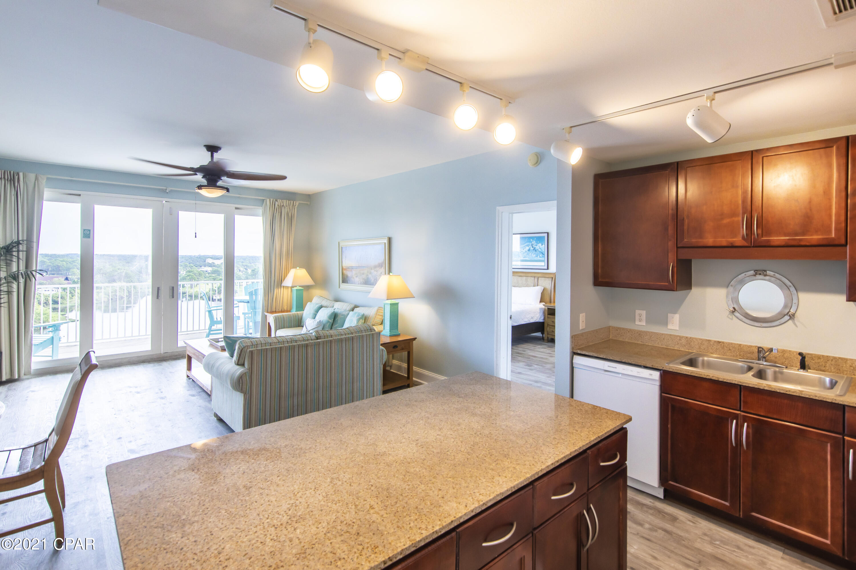 Laketown Wharf - Residential