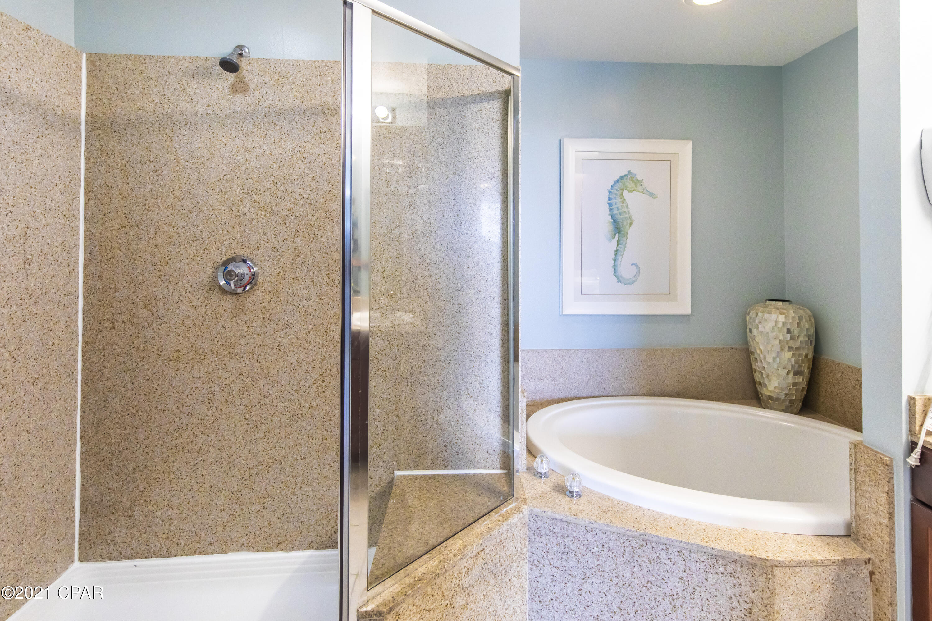 Laketown Wharf - Residential