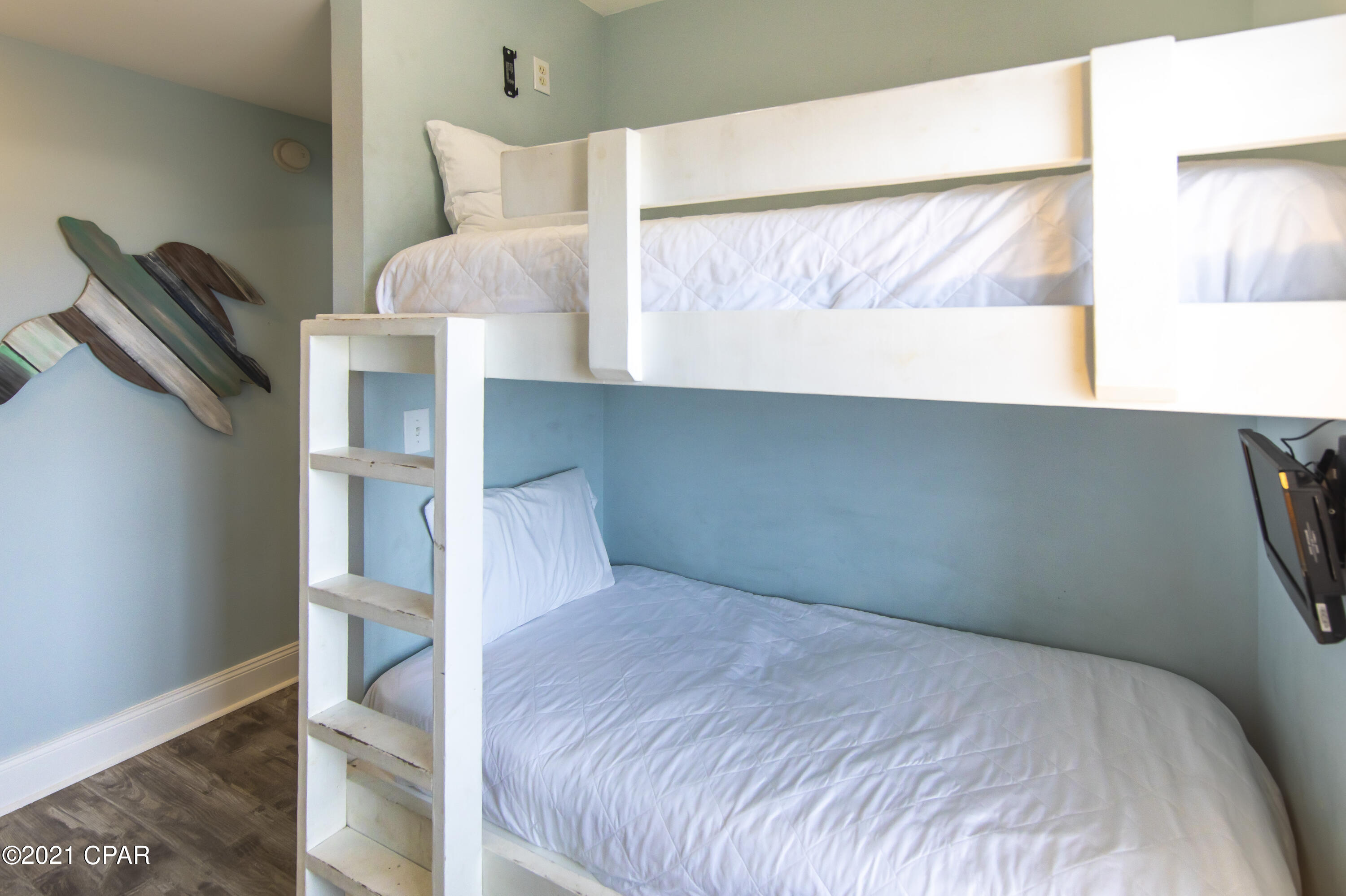 Laketown Wharf - Residential