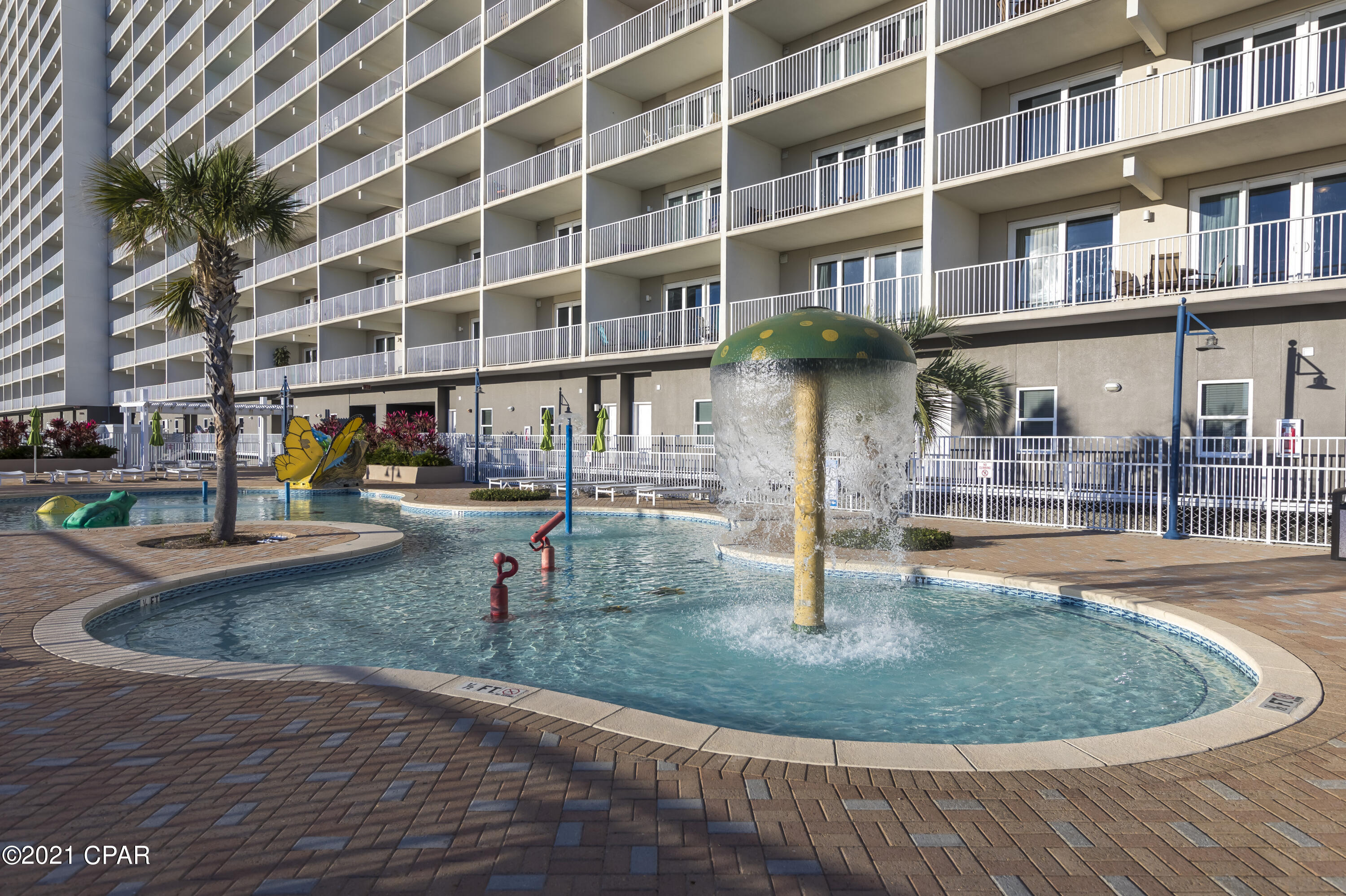 Laketown Wharf - Residential