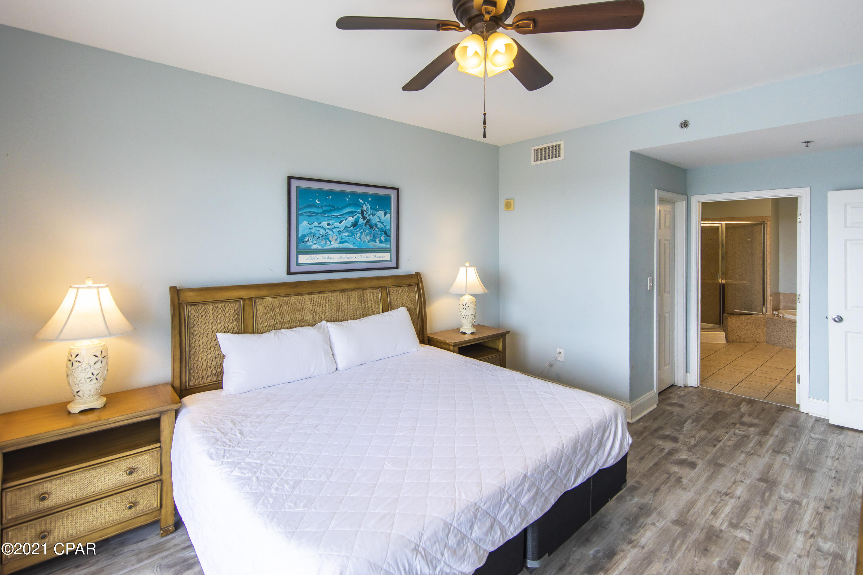 Laketown Wharf - Residential