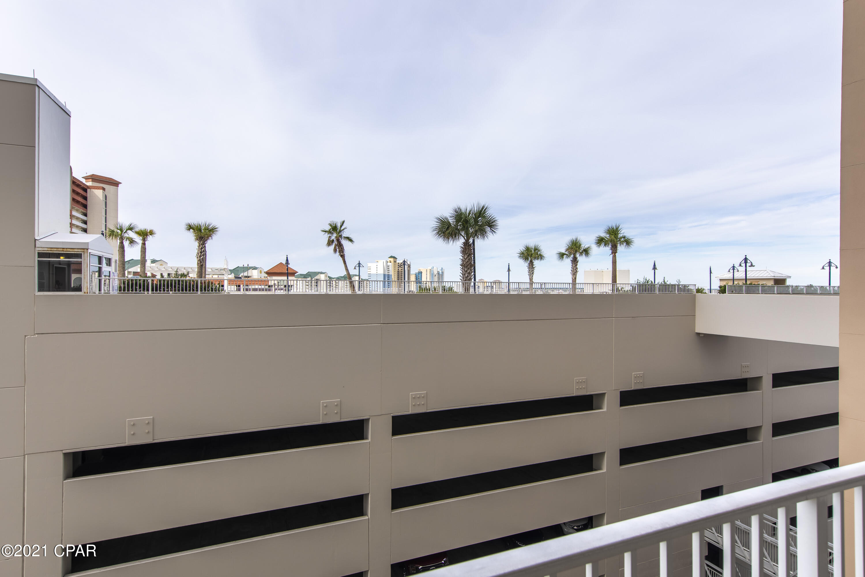 Laketown Wharf - Residential