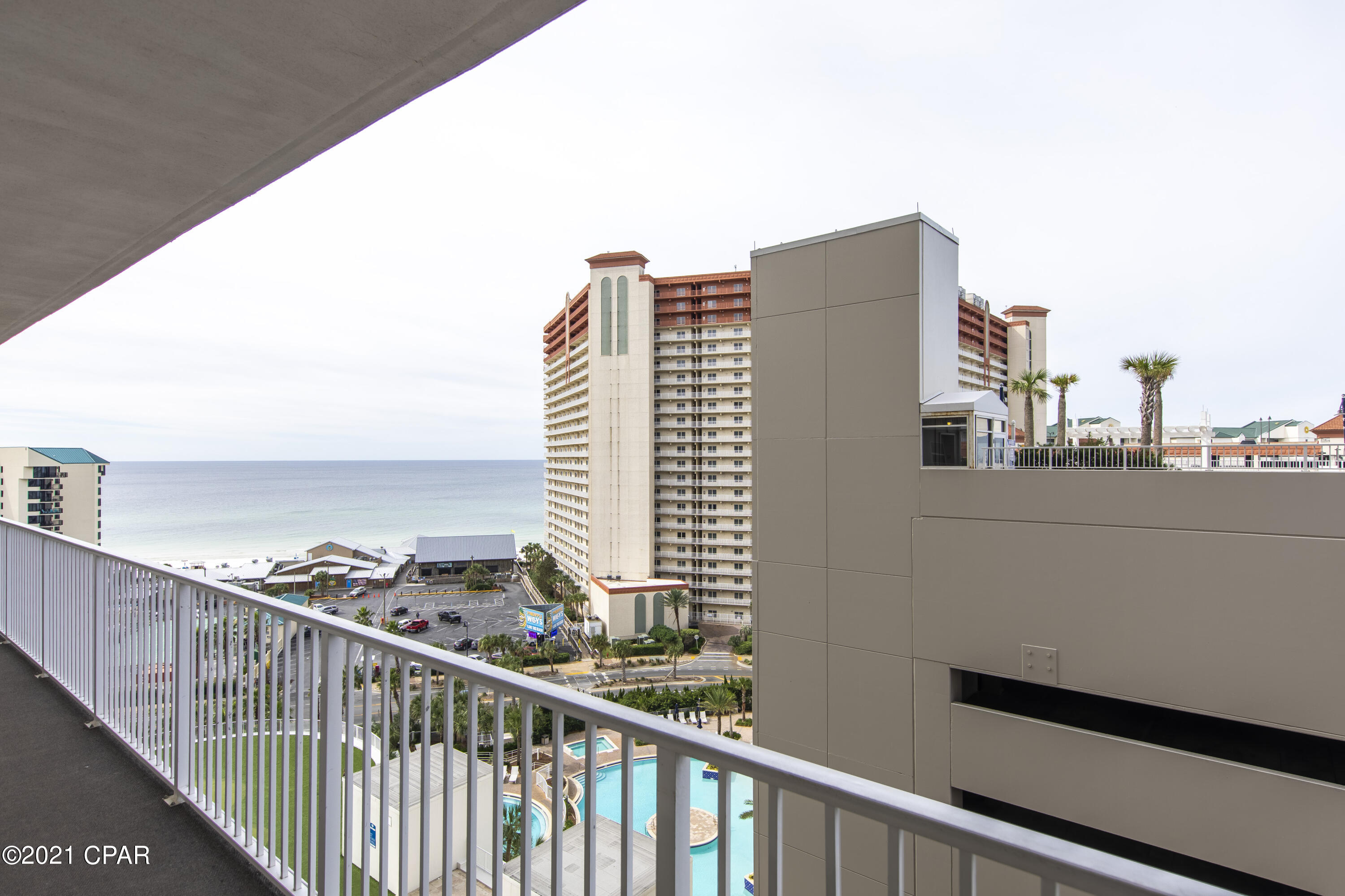 Laketown Wharf - Residential