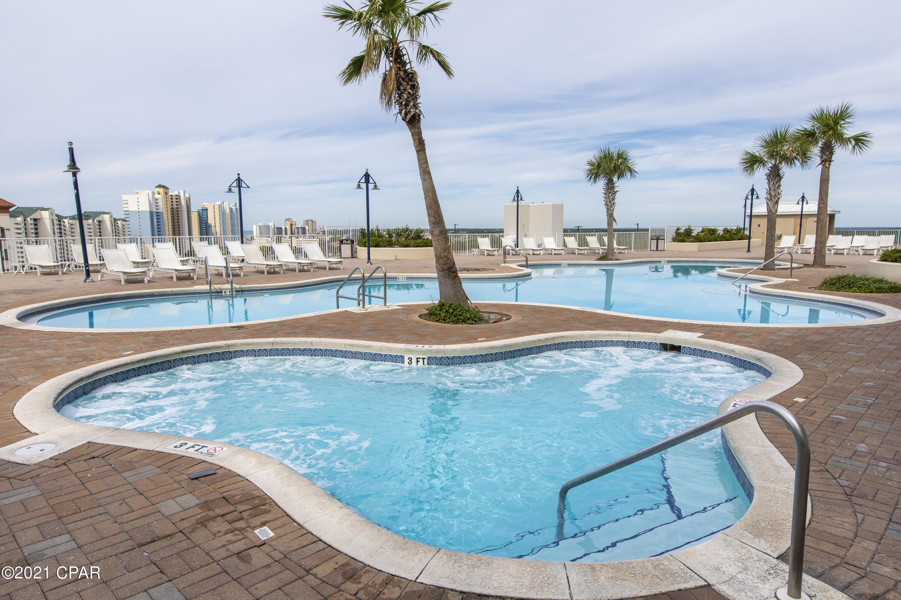 Laketown Wharf - Residential