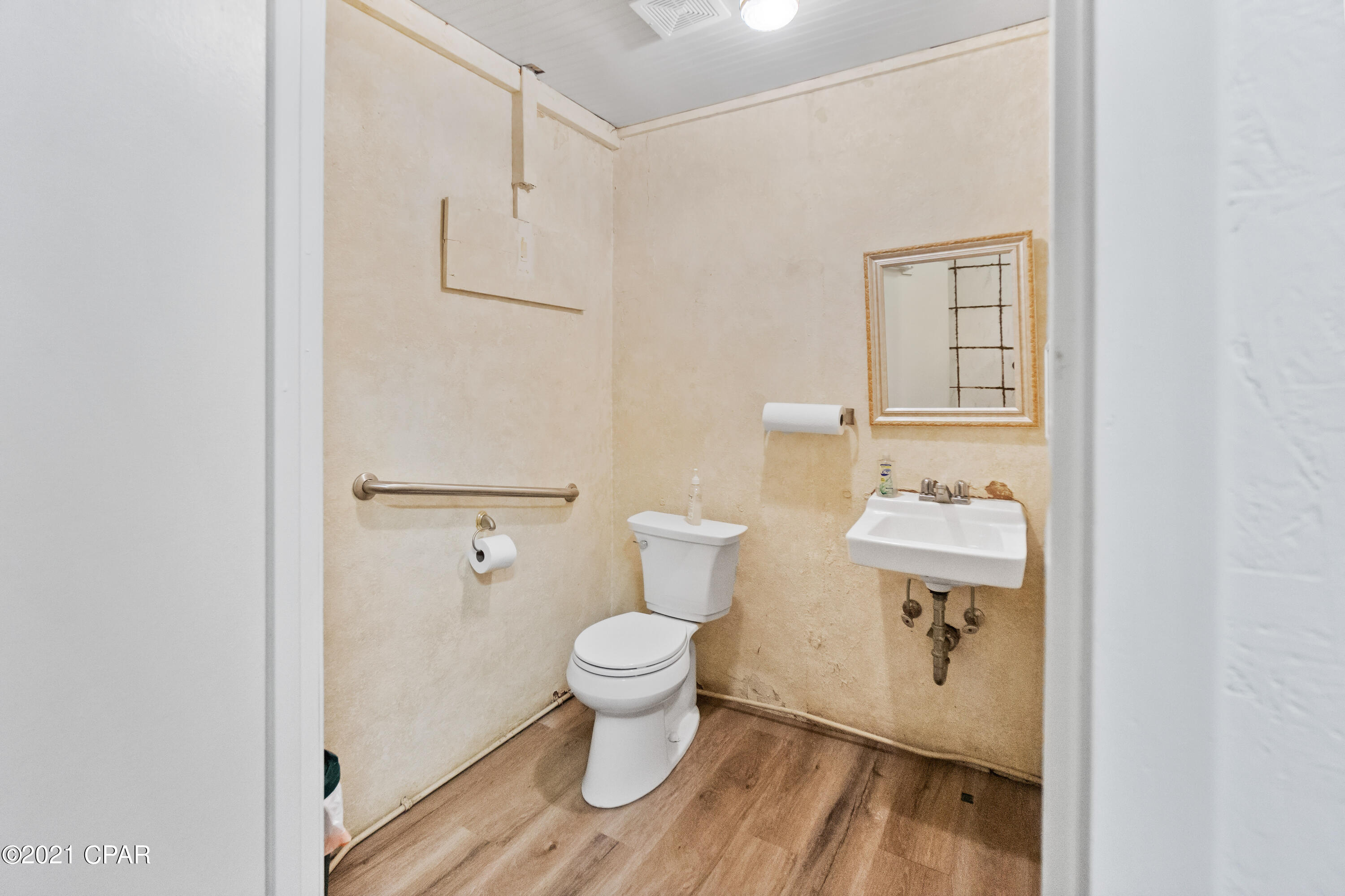 No Named Subdivision - Commercial Sale