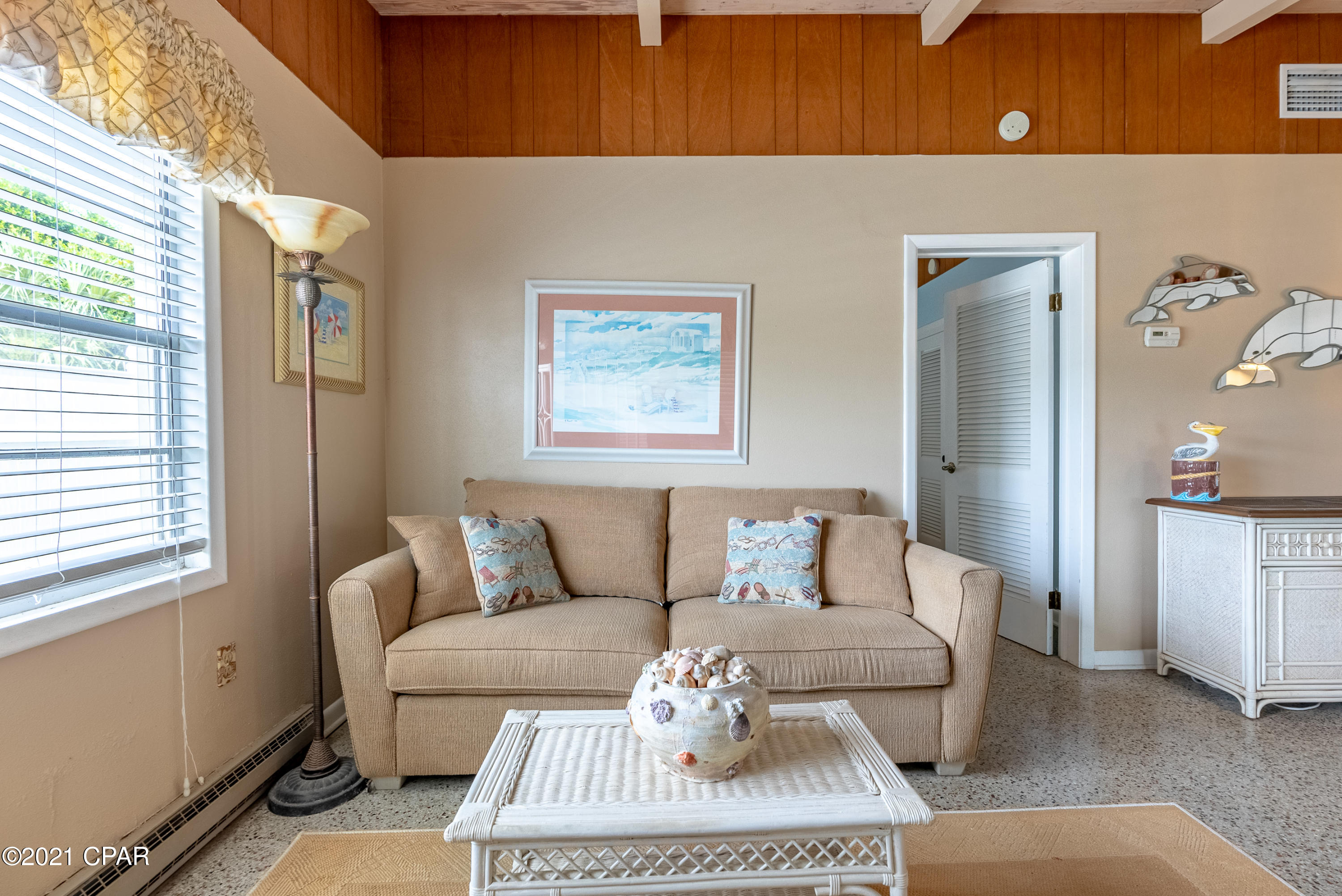 Laguna Beach Estates 6th Add - Residential