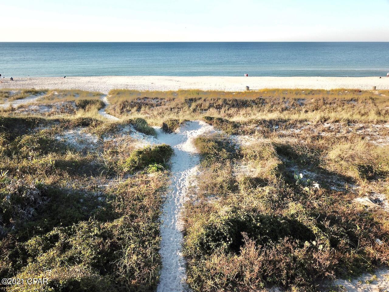 Laguna Beach Estates 6th Add - Residential