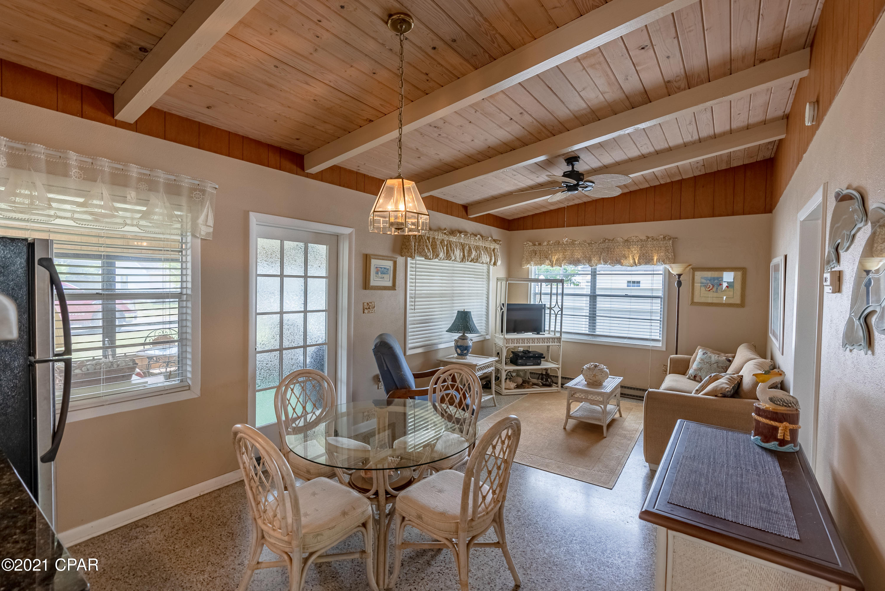 Laguna Beach Estates 6th Add - Residential