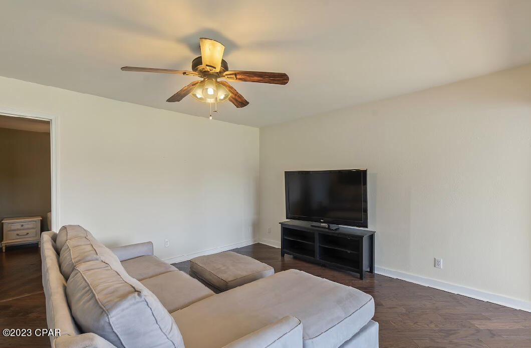 Bay Point Harbour Villas - Residential