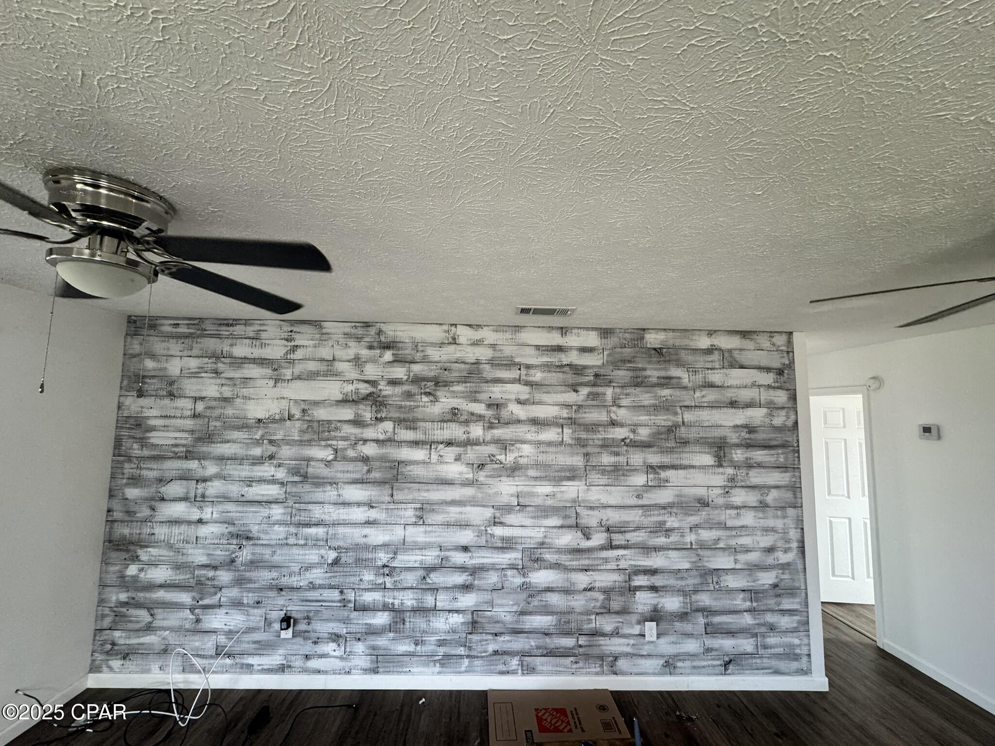 Pine Forest Est Ph 1 - Residential