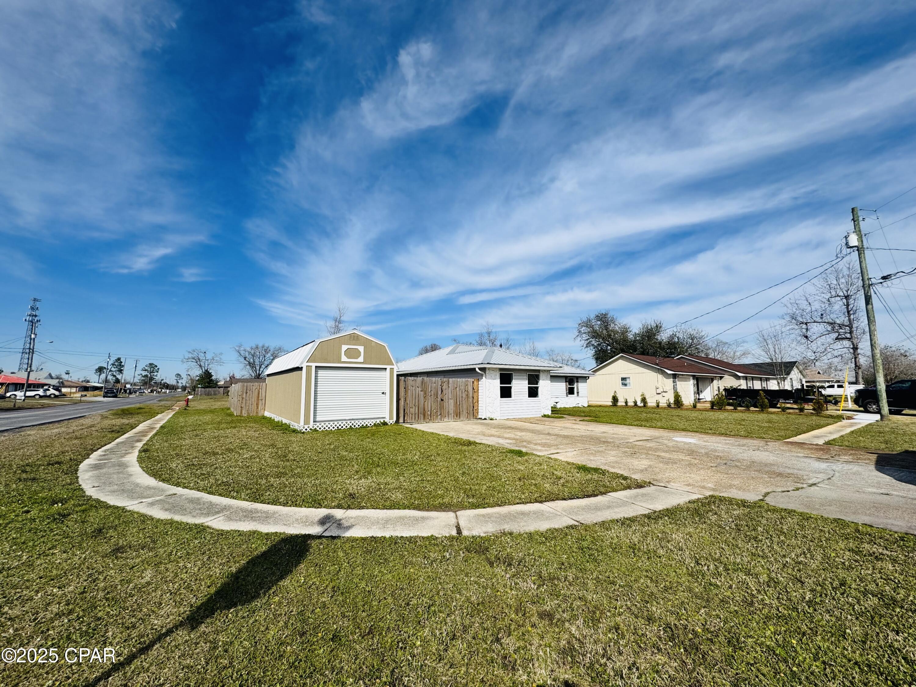 Pine Forest Est Ph 1 - Residential