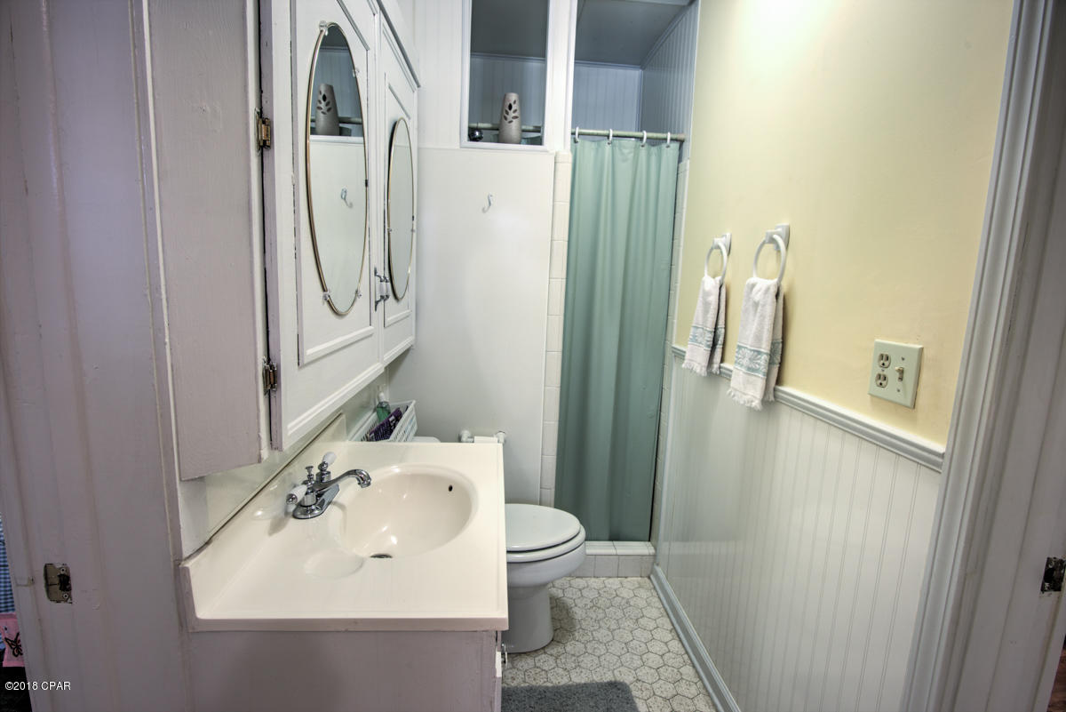 Bid-A-Wee Beach 1st Add - Residential