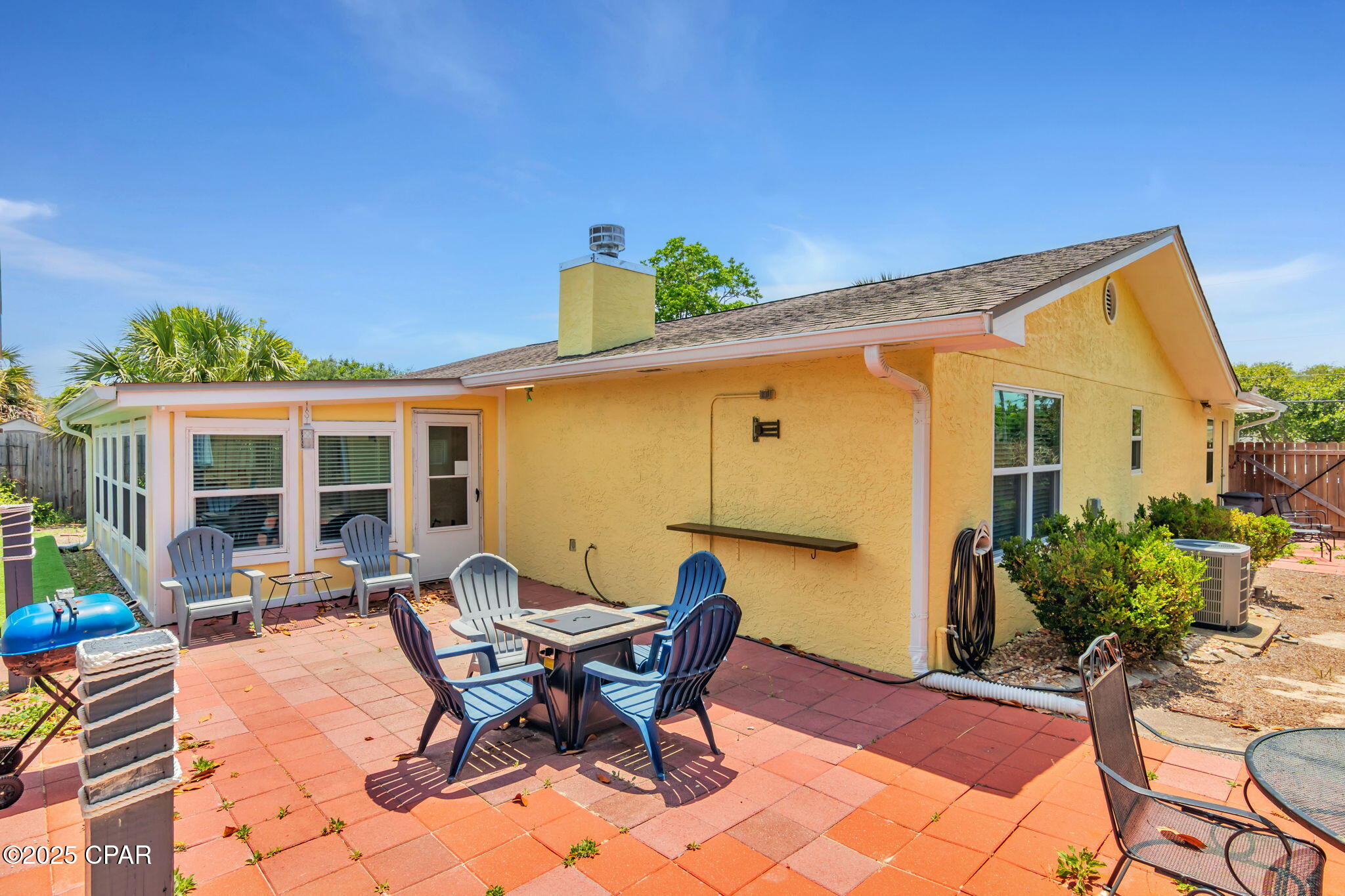 Lakeside Villas - Residential