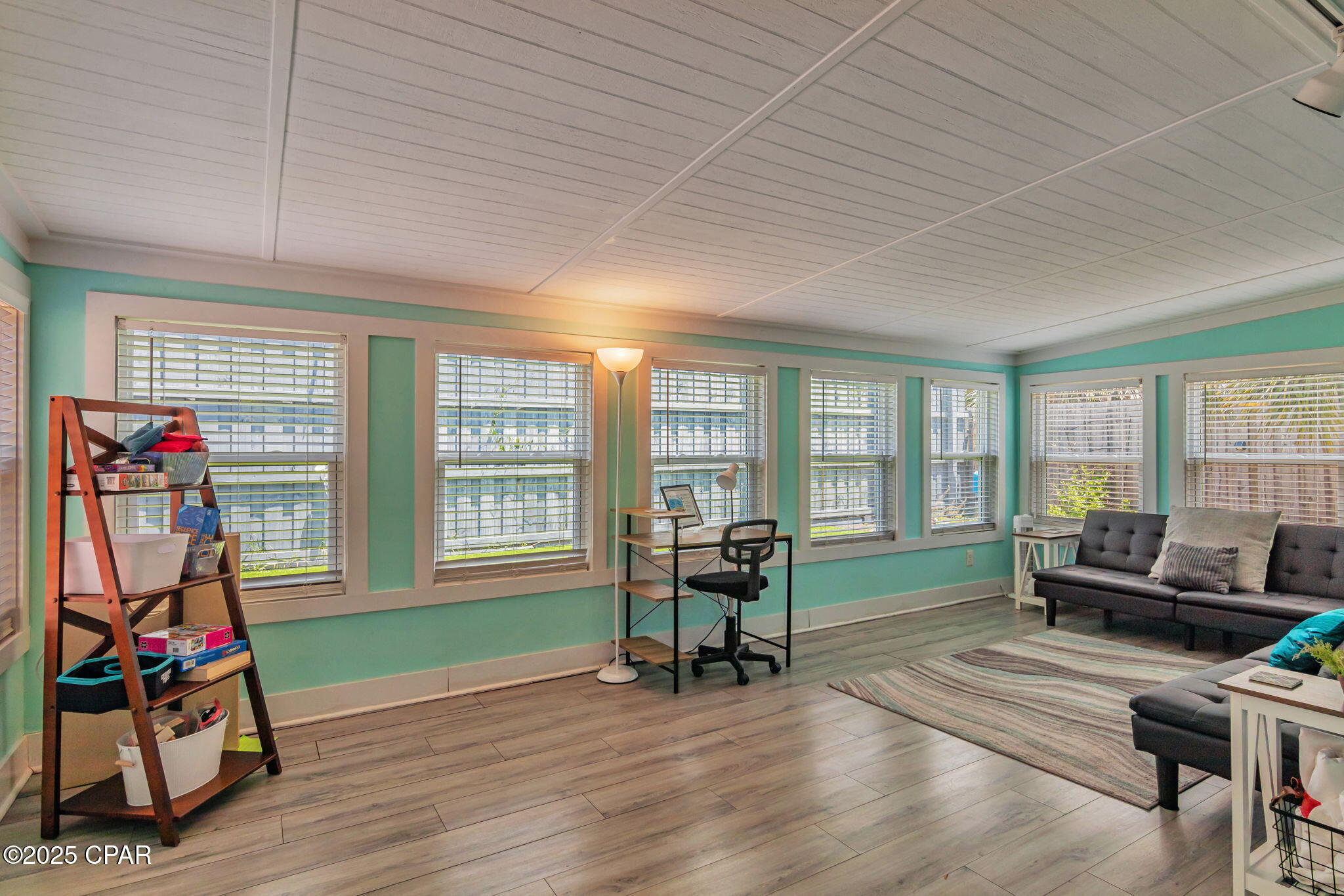 Lakeside Villas - Residential