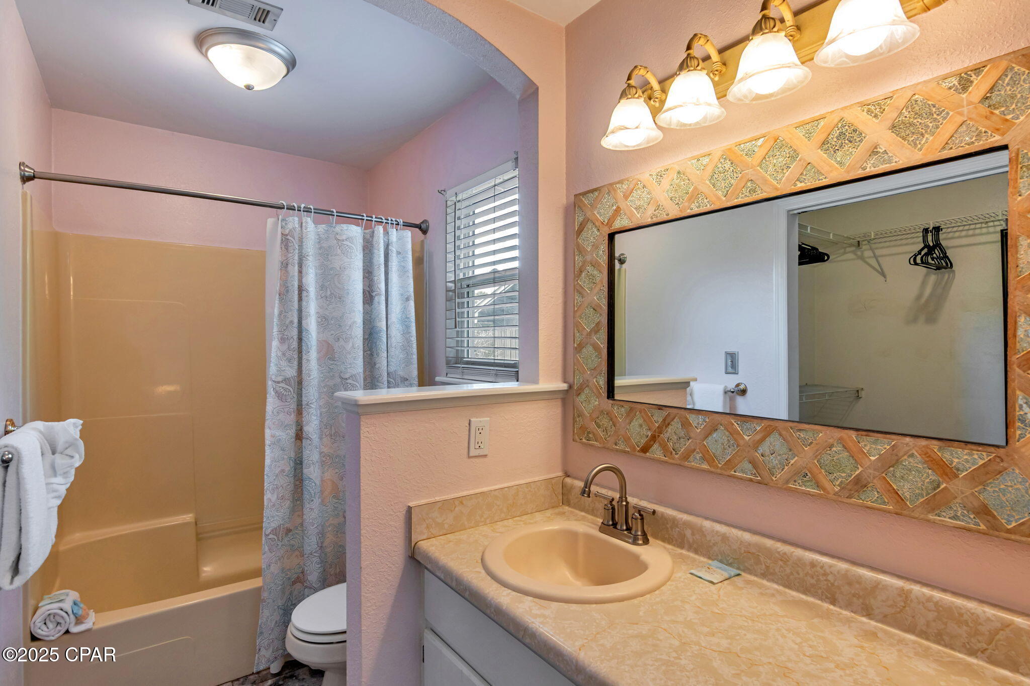 Lakeside Villas - Residential