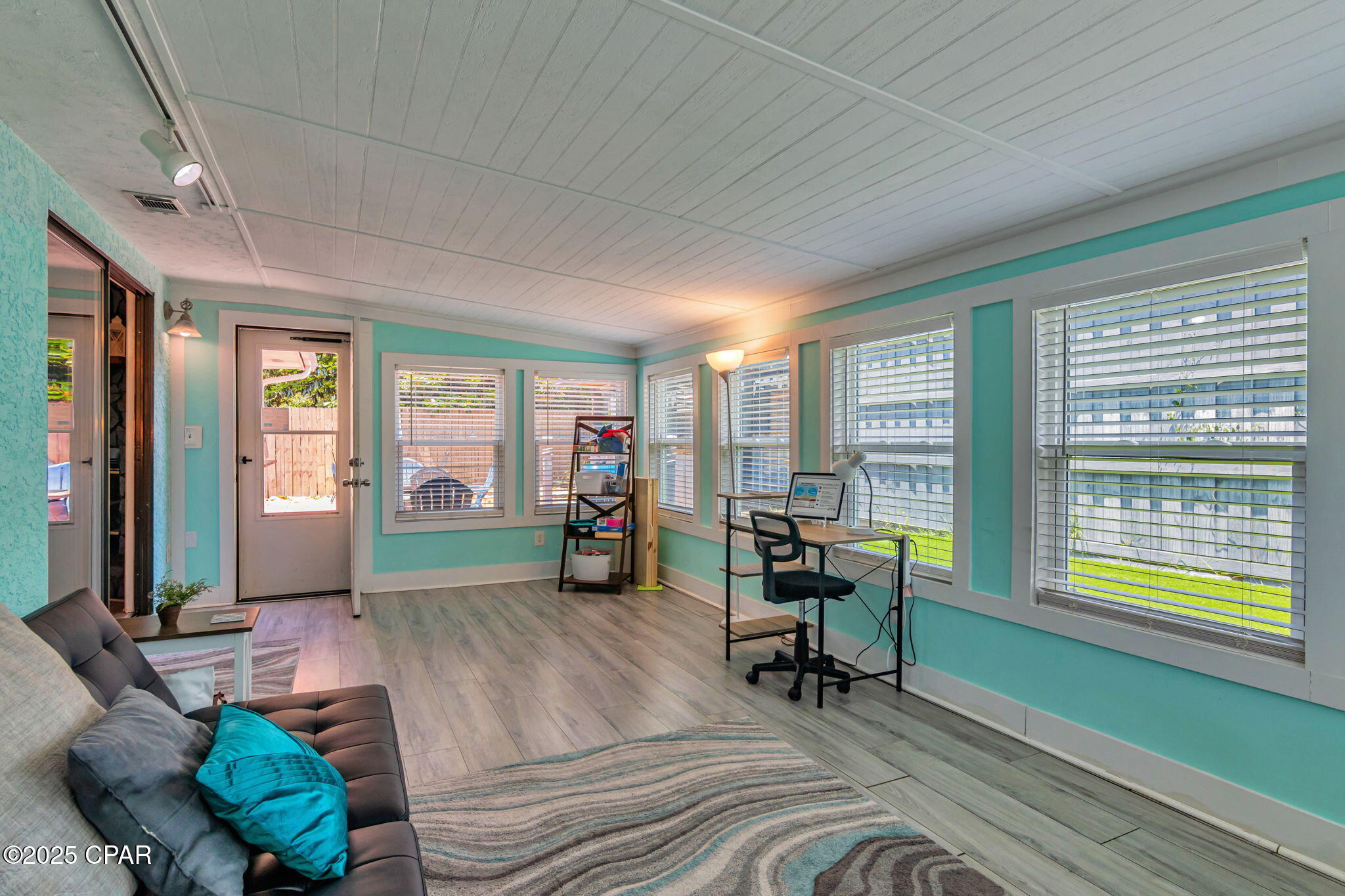 Lakeside Villas - Residential