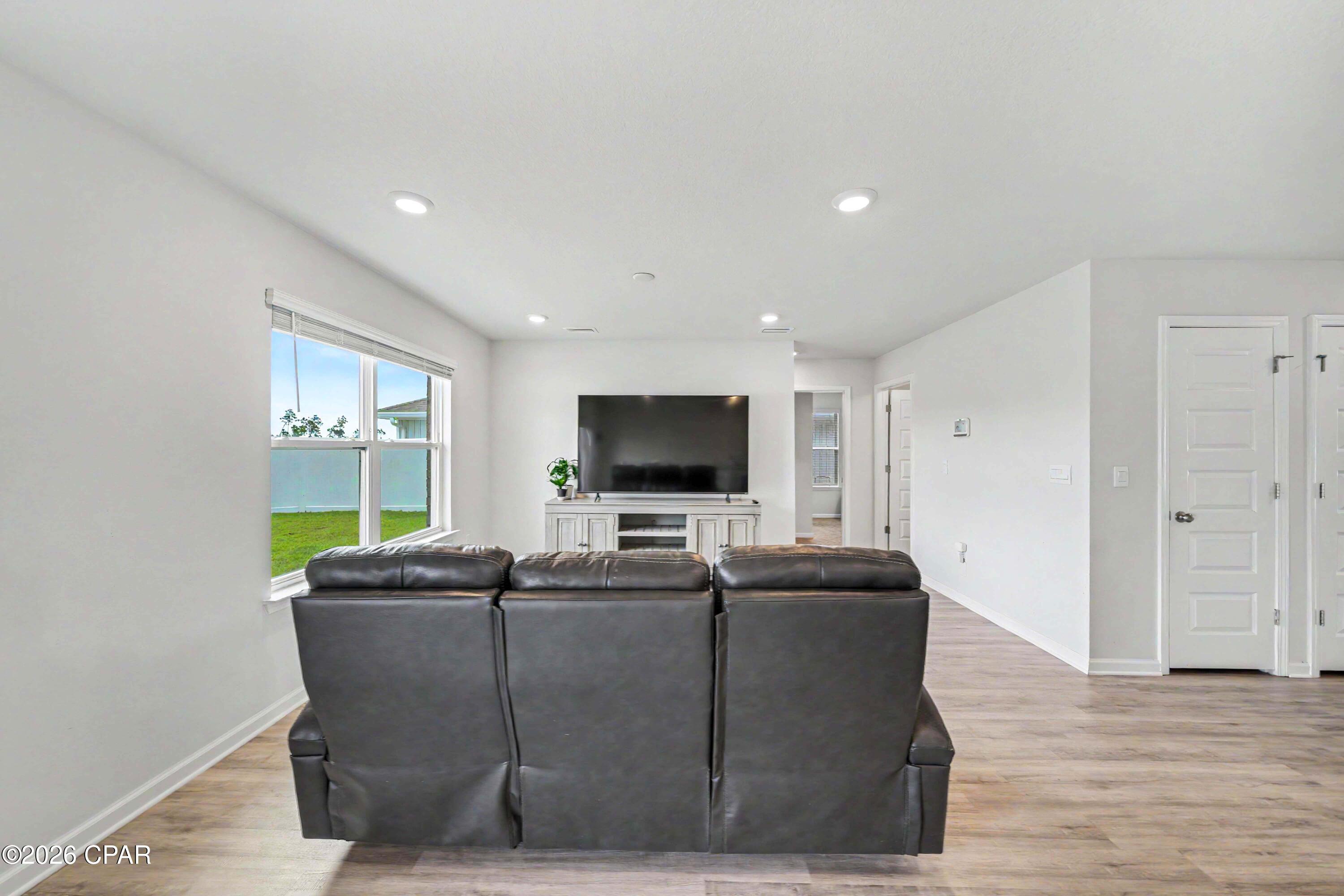 [No Recorded Subdiv] - Residential Lease