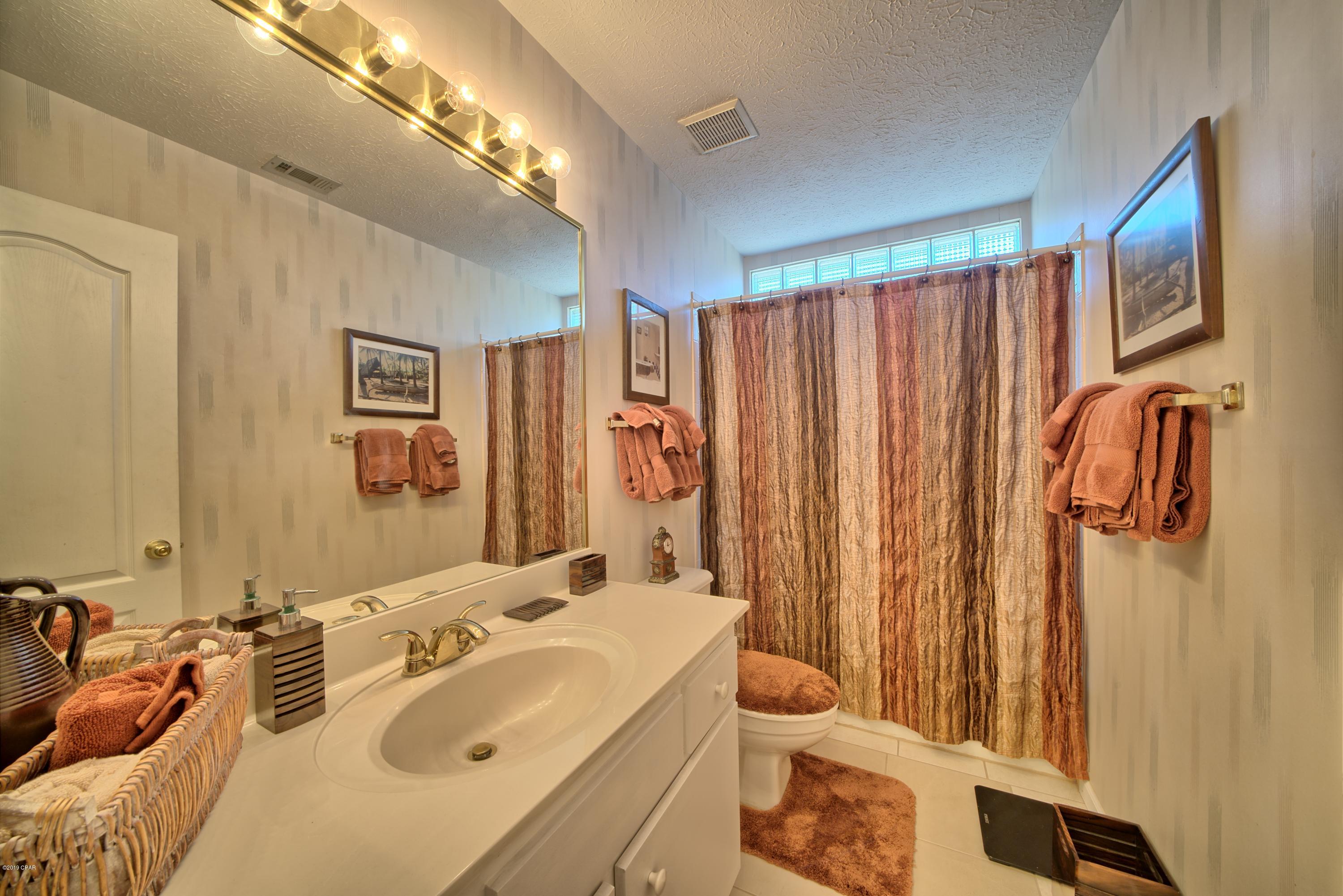 North Lagoon Oaks 9th - Residential