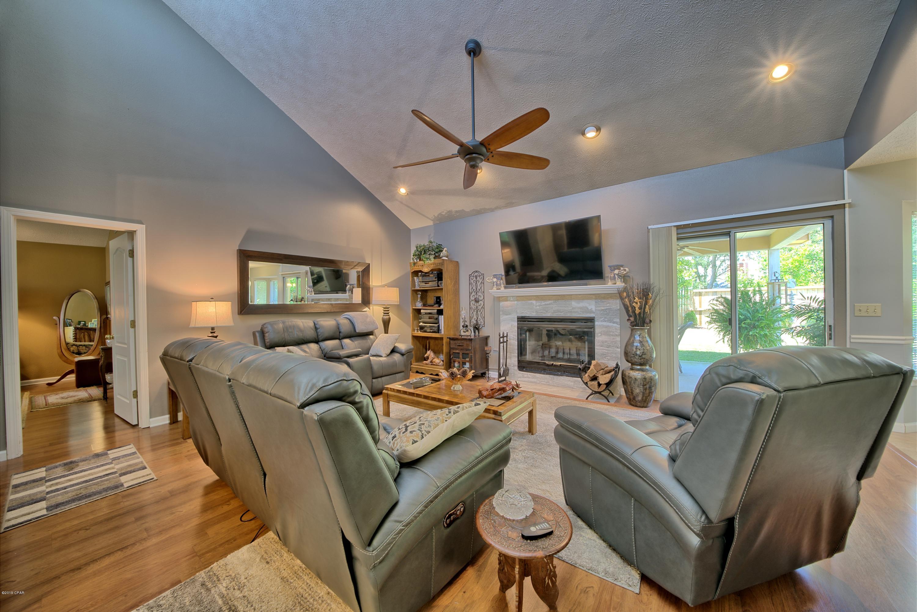 North Lagoon Oaks 9th - Residential