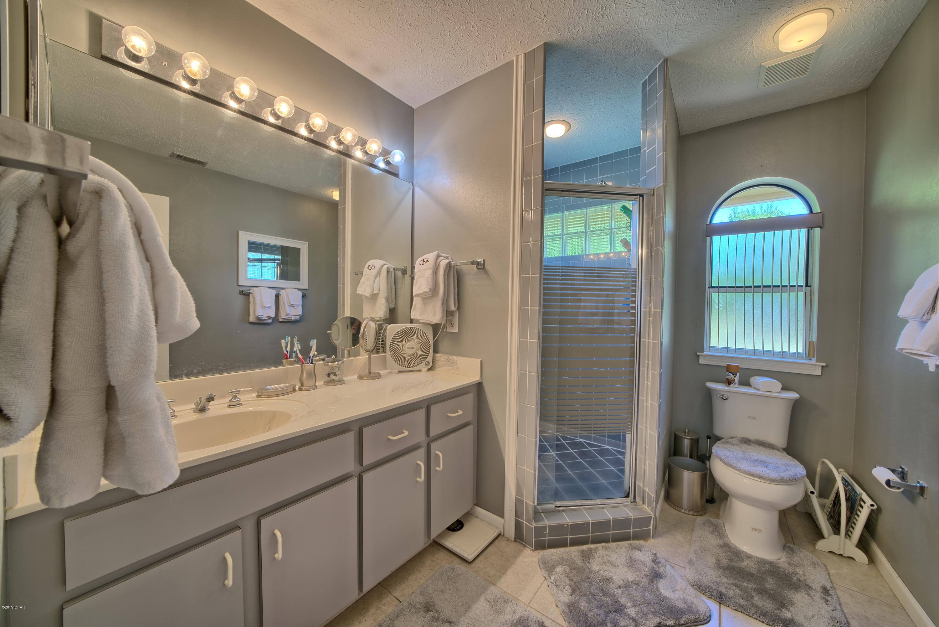 North Lagoon Oaks 9th - Residential