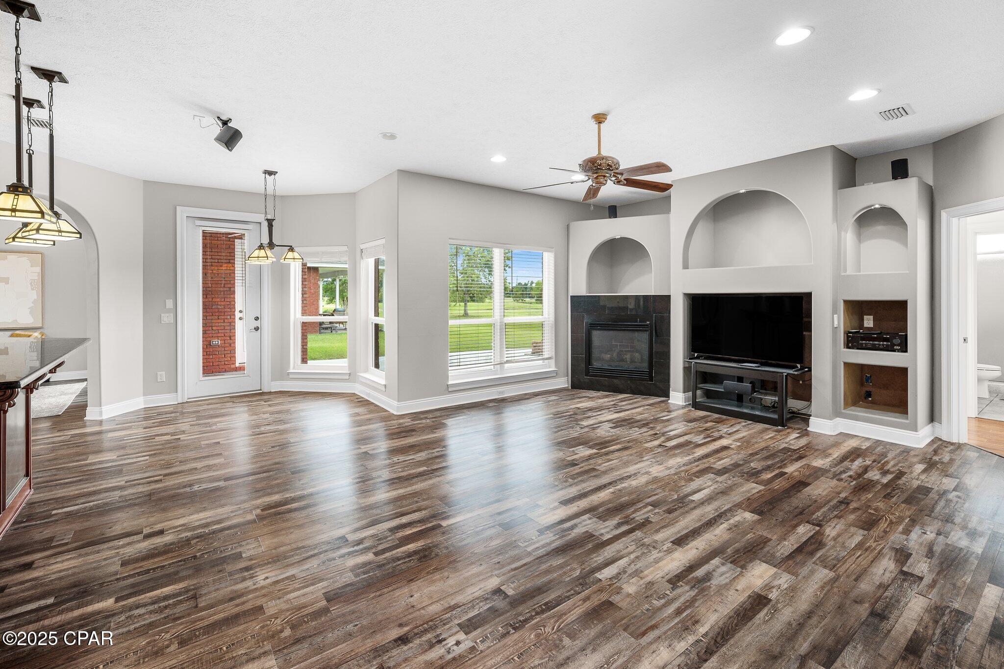 The Landings - Residential