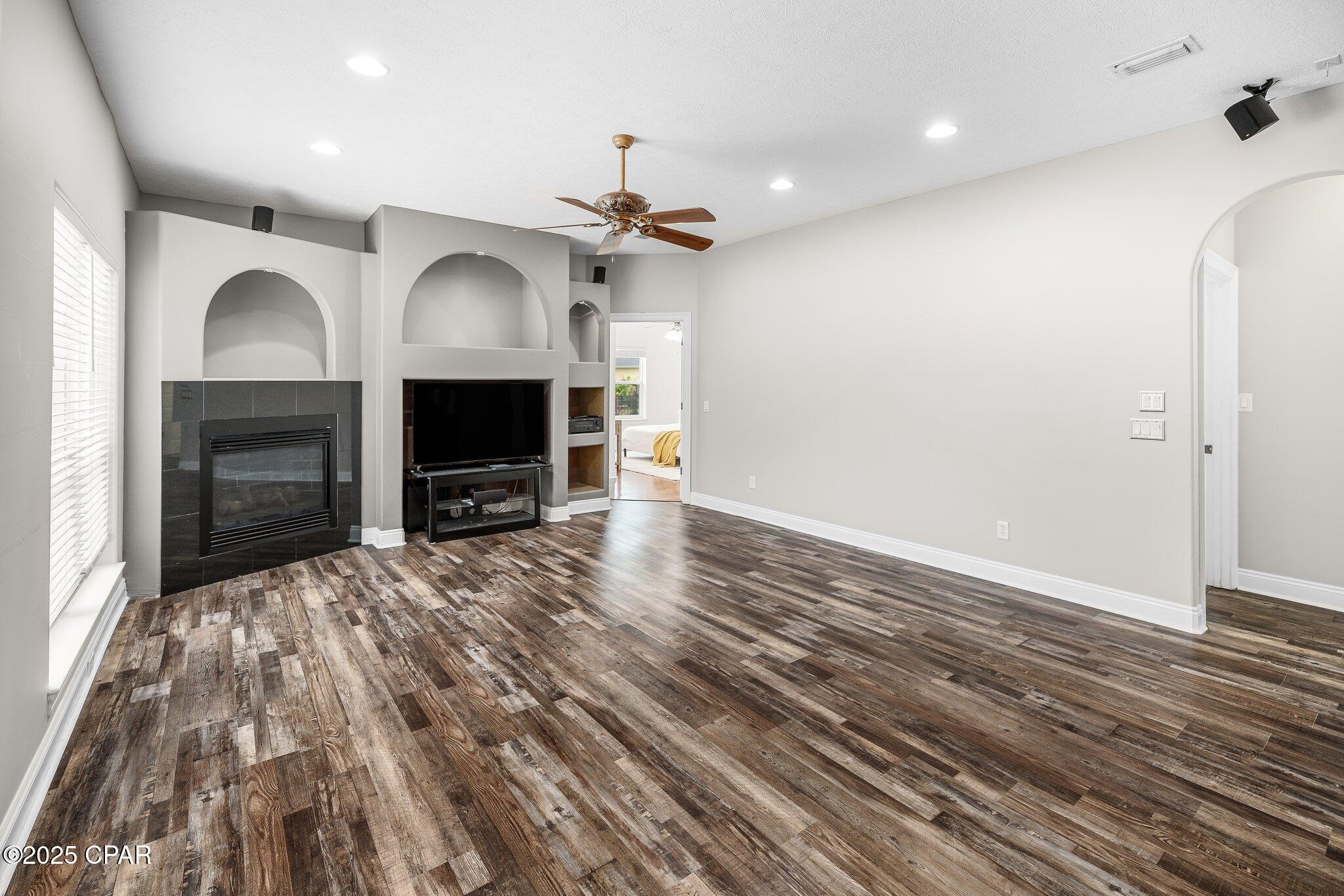 The Landings - Residential