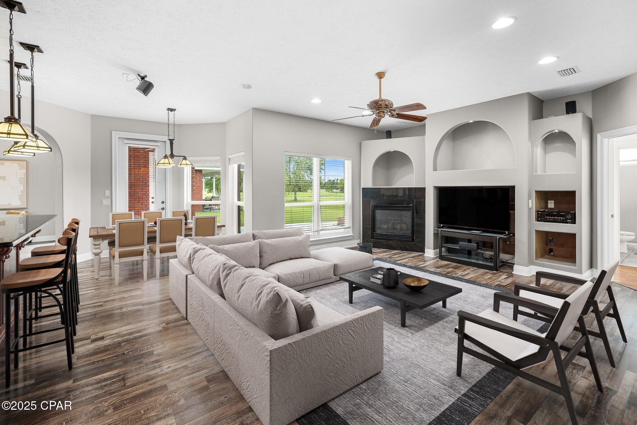 The Landings - Residential