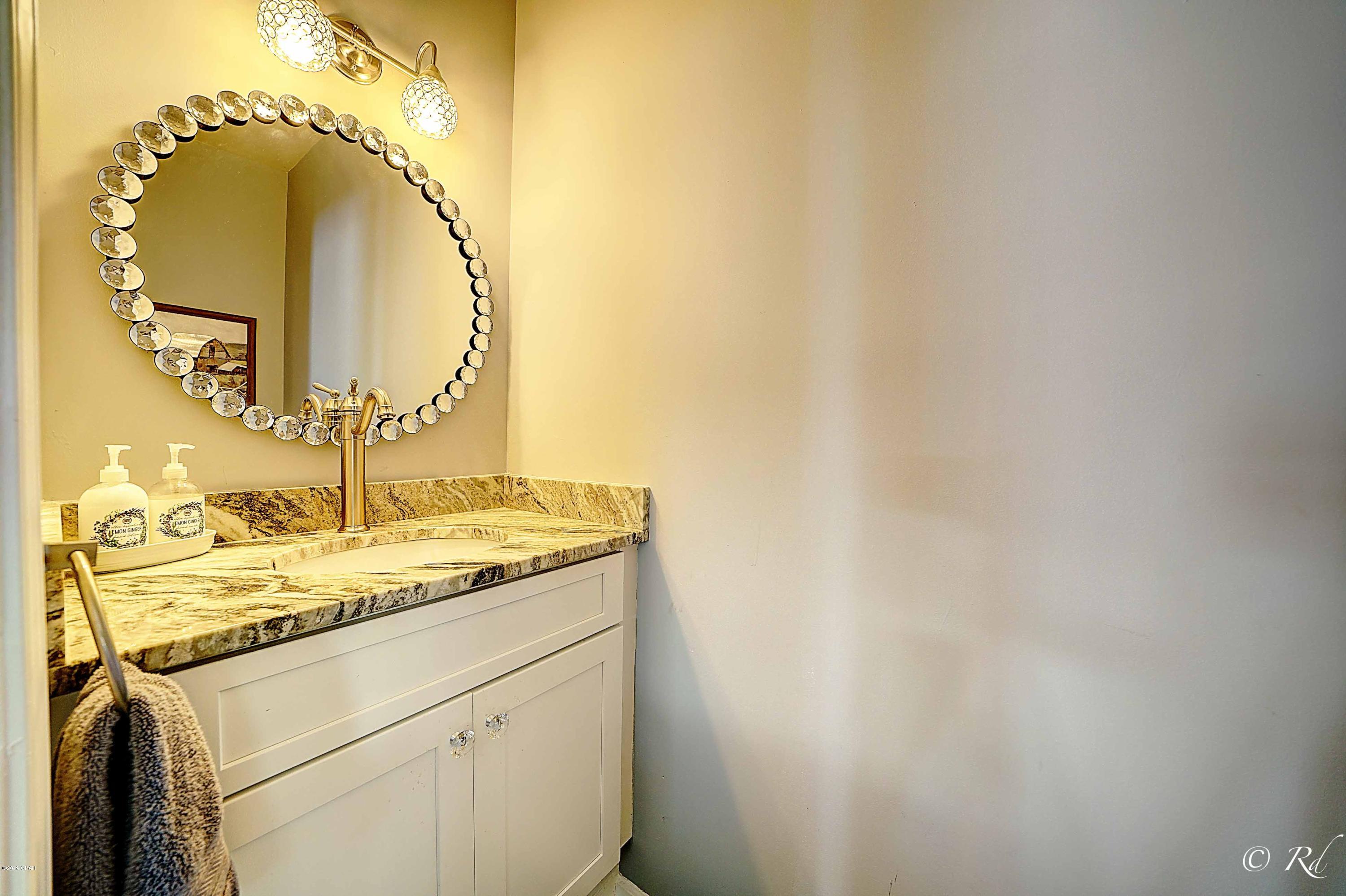 Laguna Beach Estates 7th Add - Residential